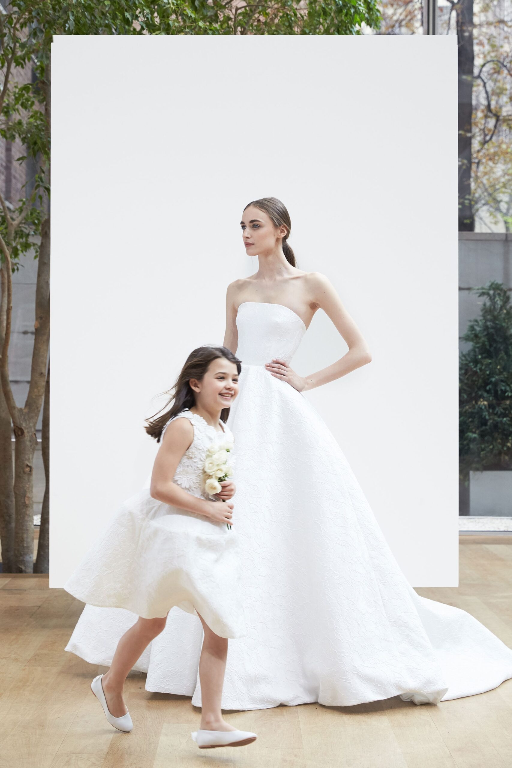 Oscar de la Renta S/S 18 Bridal Look 27