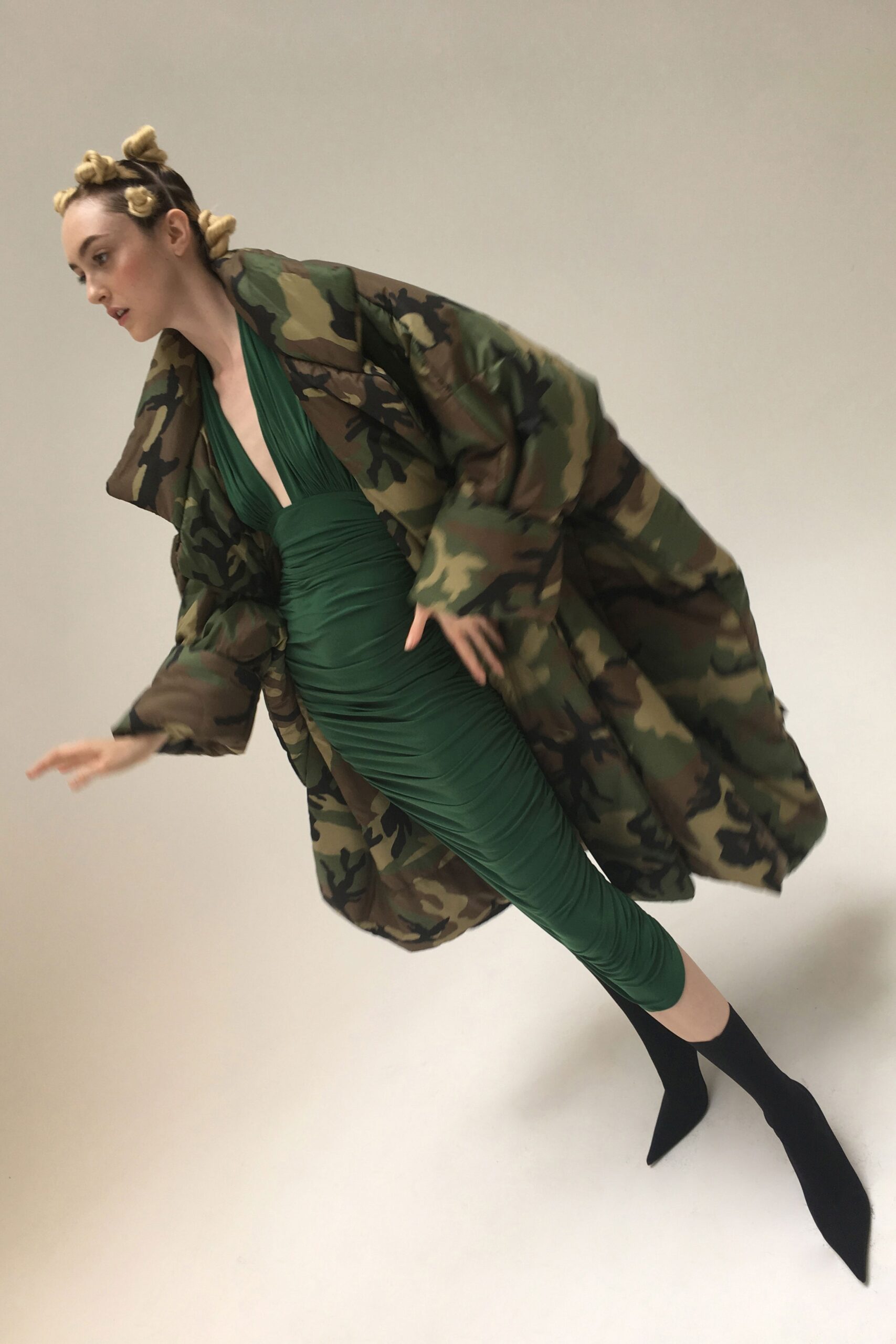 Norma Kamali Resort 18 Look 31