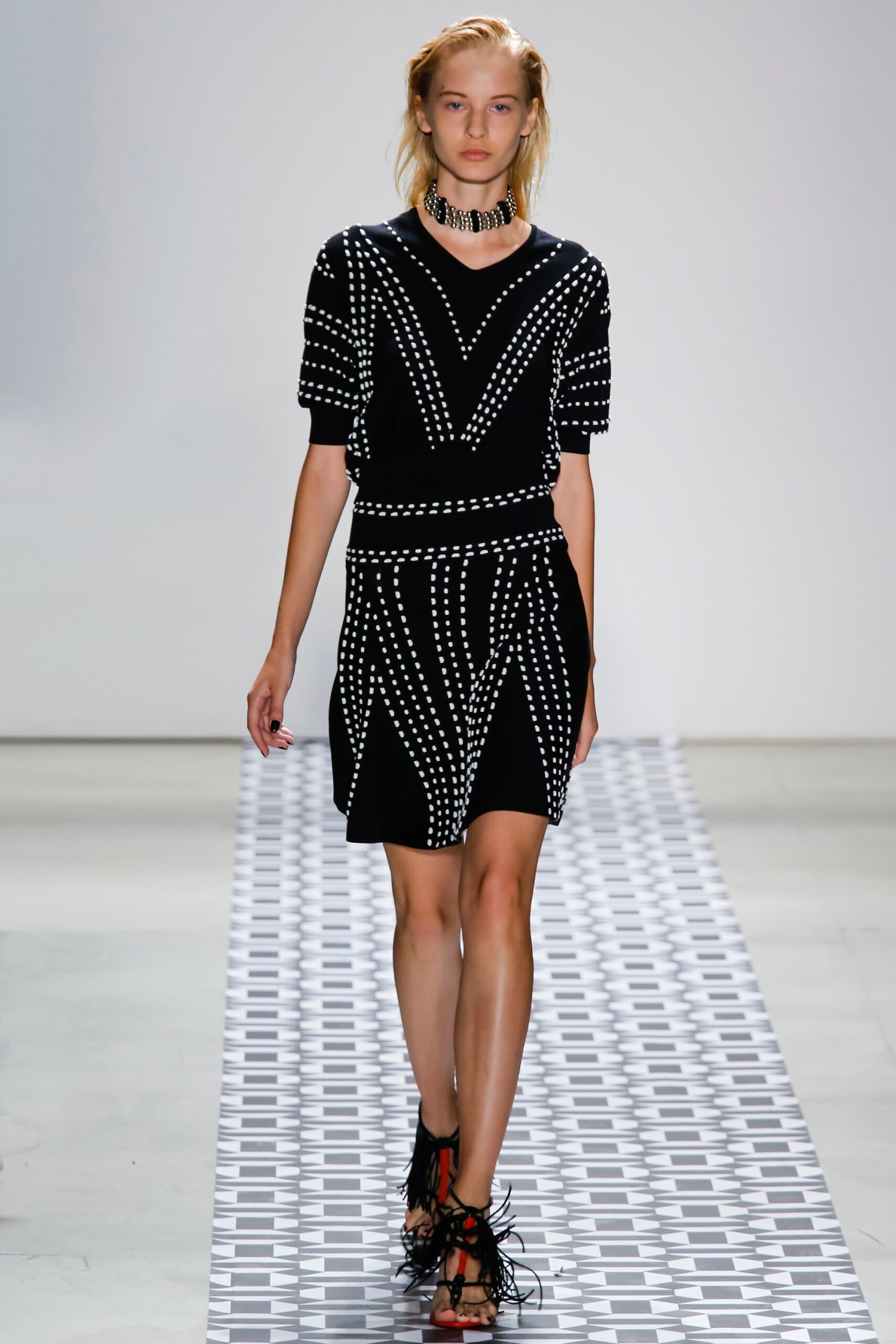 Ohne Titel S/S 16 Look 16