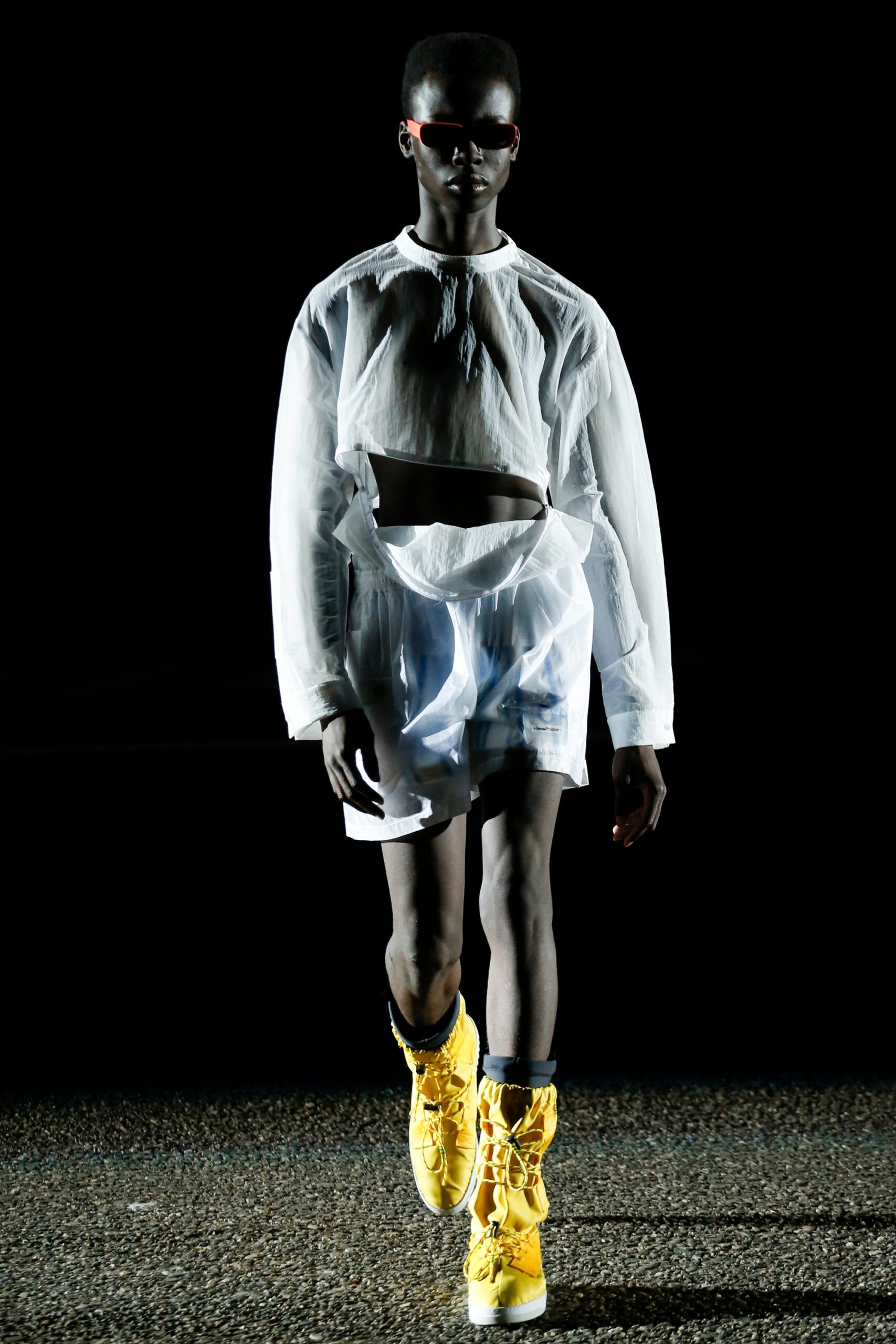 Off-White S/S 18 Menswear Look 11