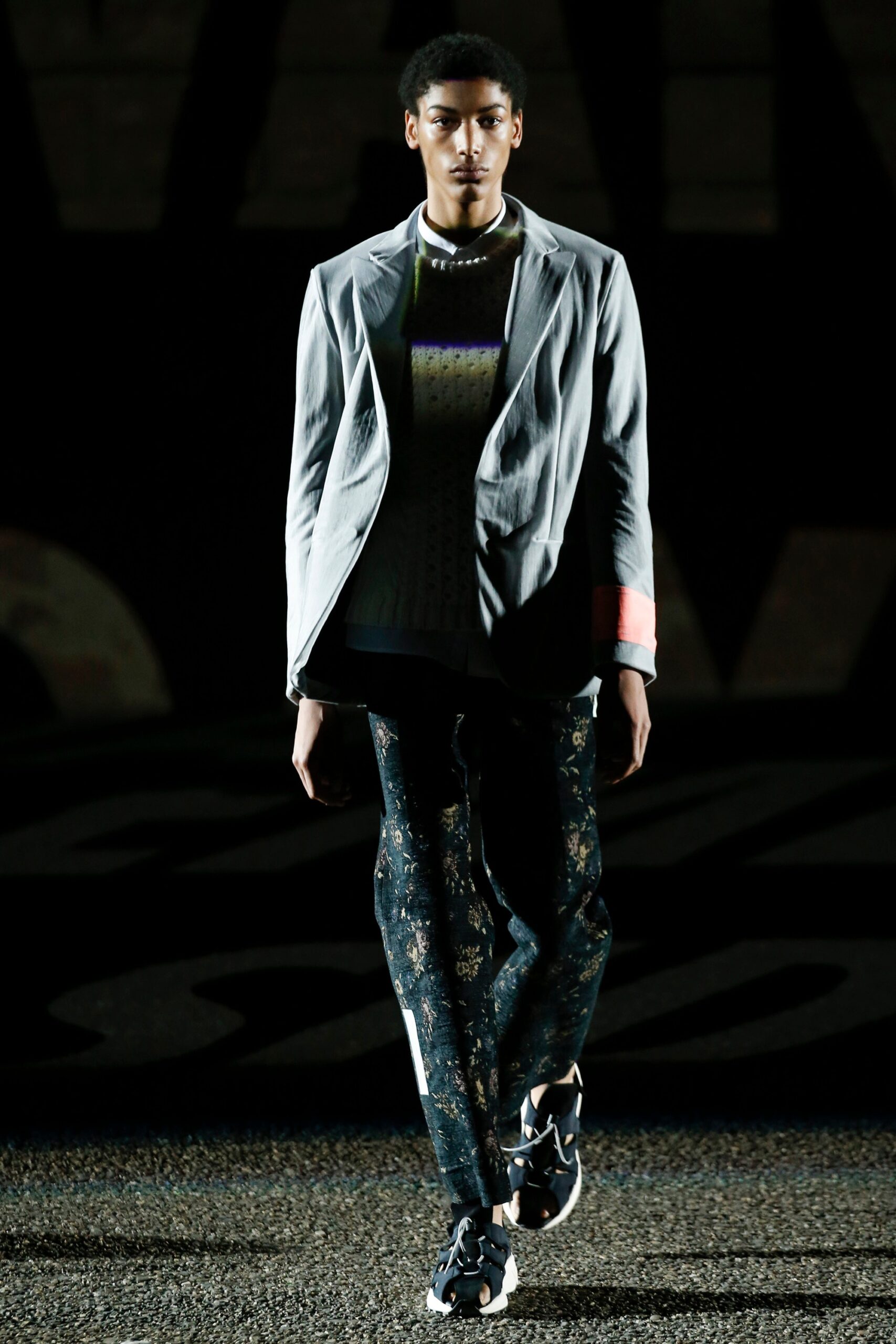 Off-White S/S 18 Menswear Look 19