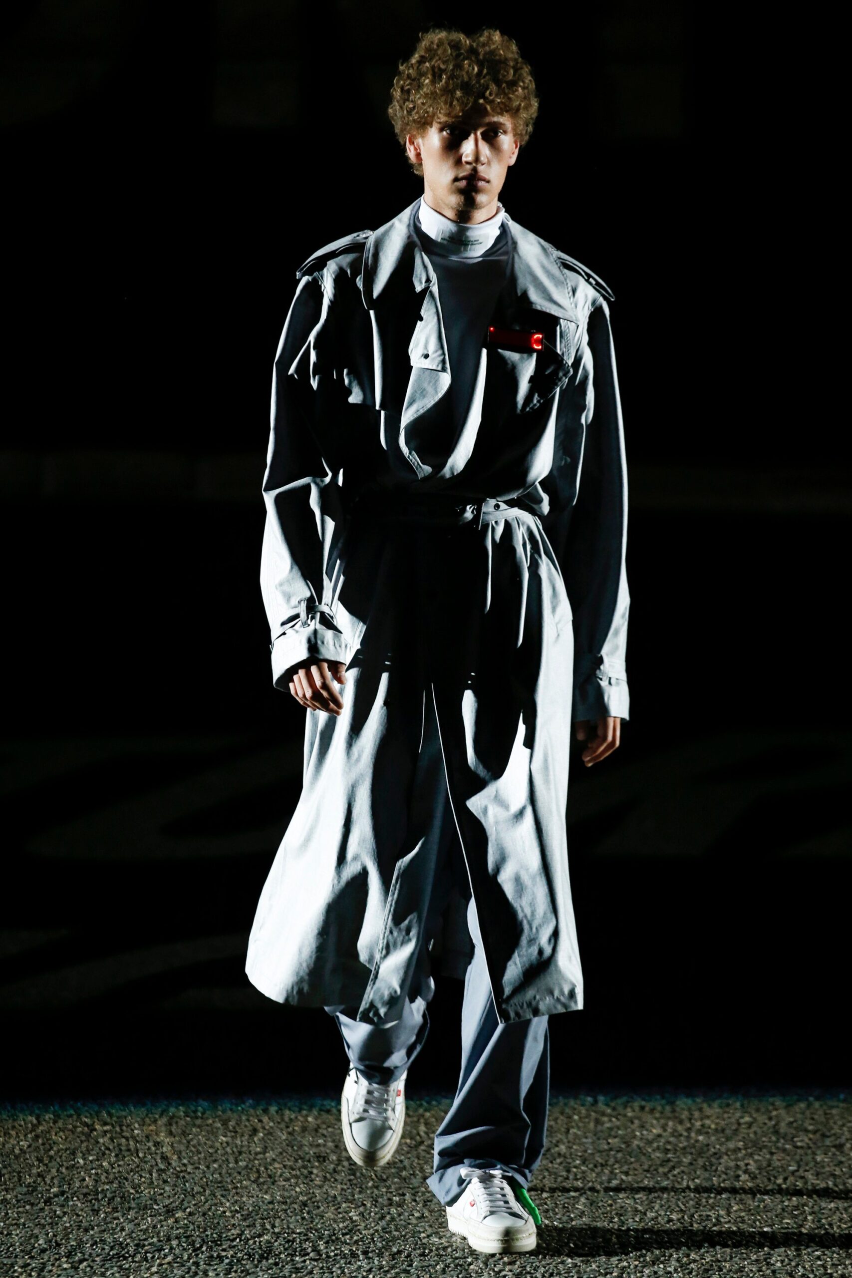 Off-White S/S 18 Menswear Look 24