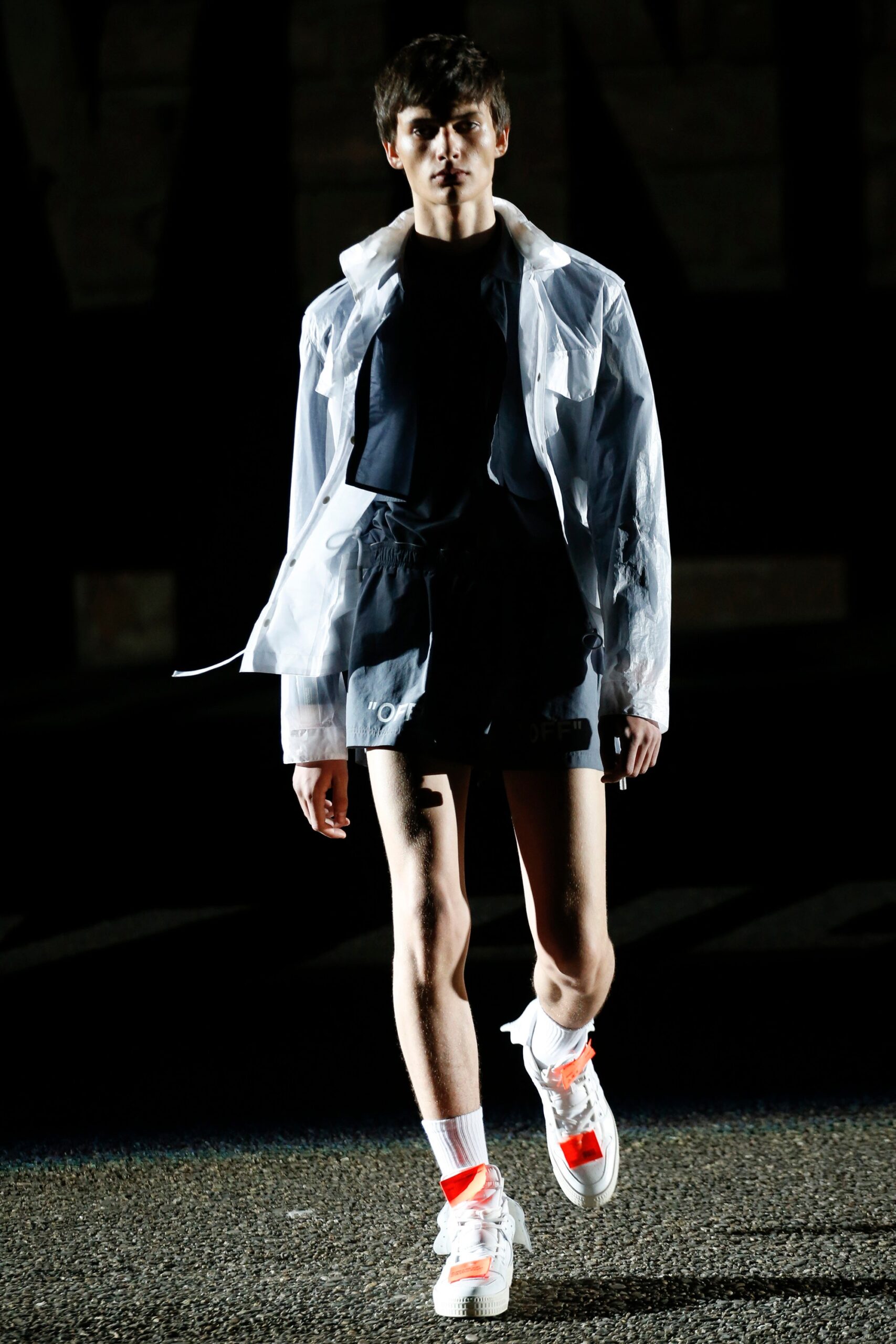 Off-White S/S 18 Menswear Look 27