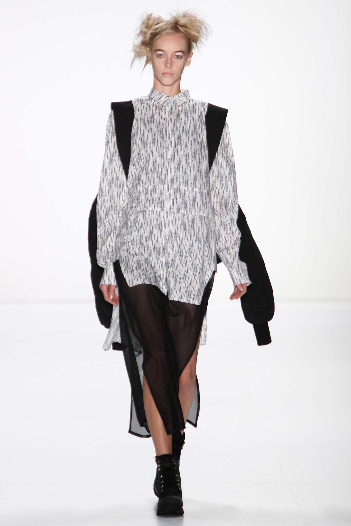 Odeur Berlin F/W 15 Look 18