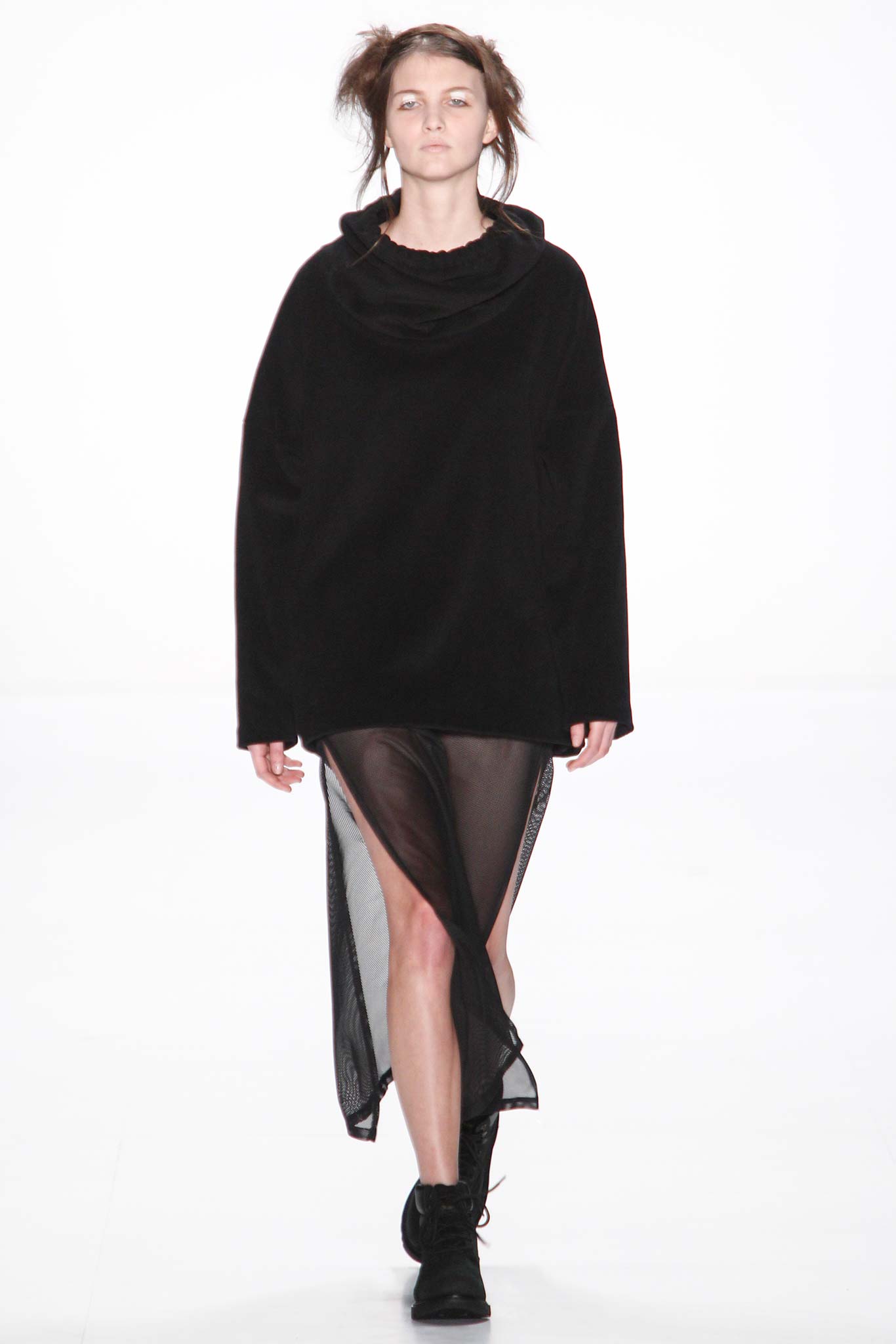 Odeur Berlin F/W 15 Look 27
