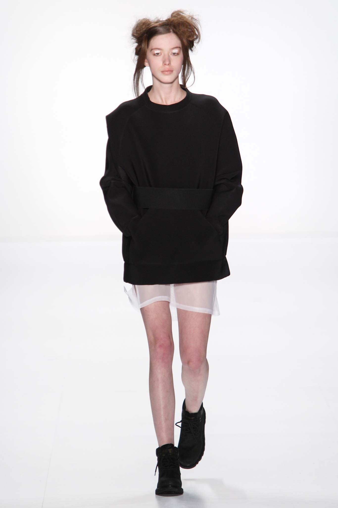 Odeur Berlin F/W 15 Look 32
