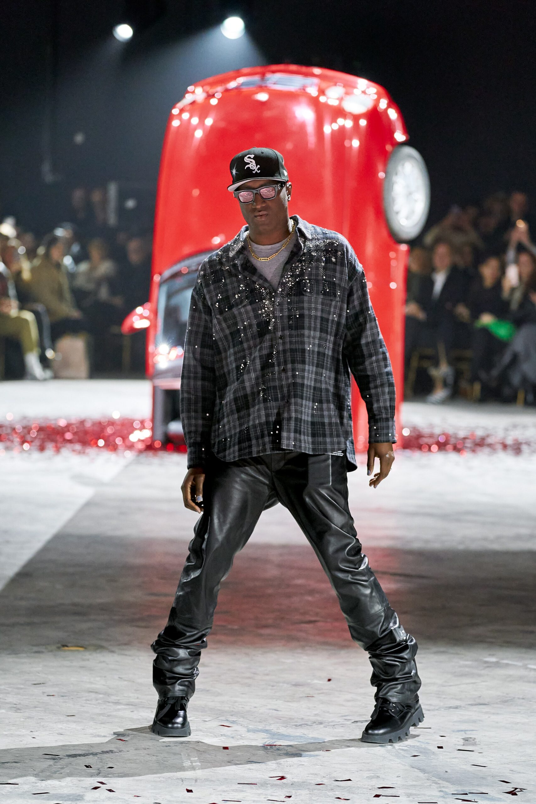 Off-White F/W 20 Look 1