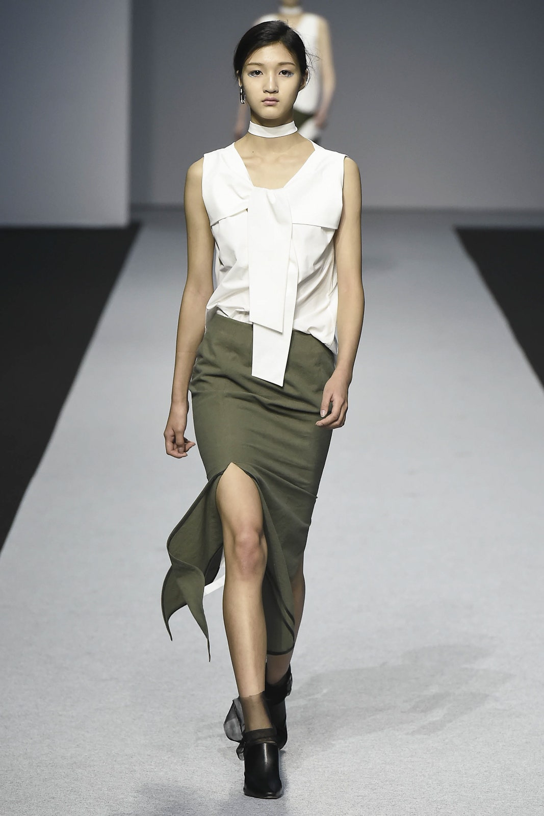 Nohke Seoul S/S 17 Look 9