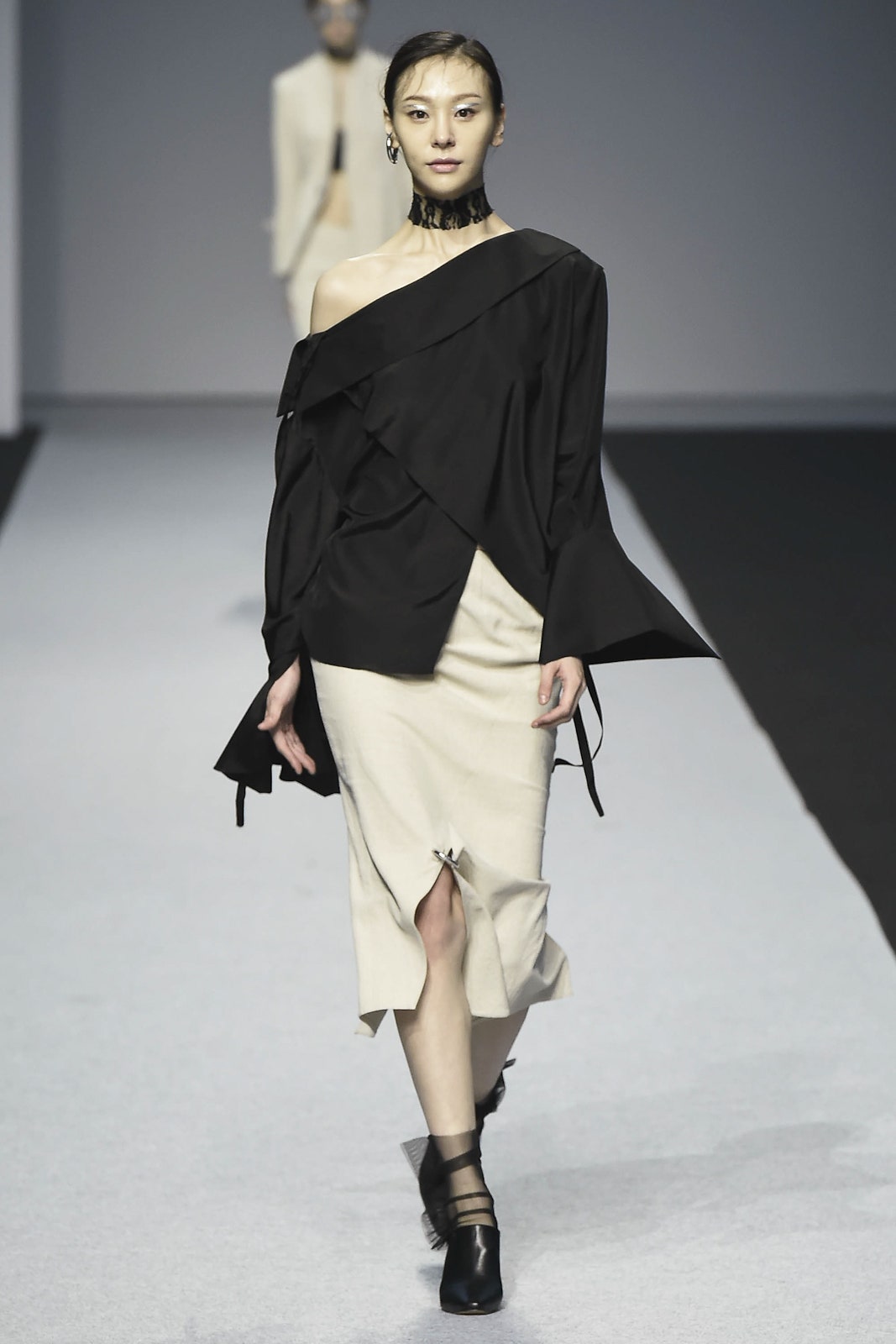 Nohke Seoul S/S 17 Look 11