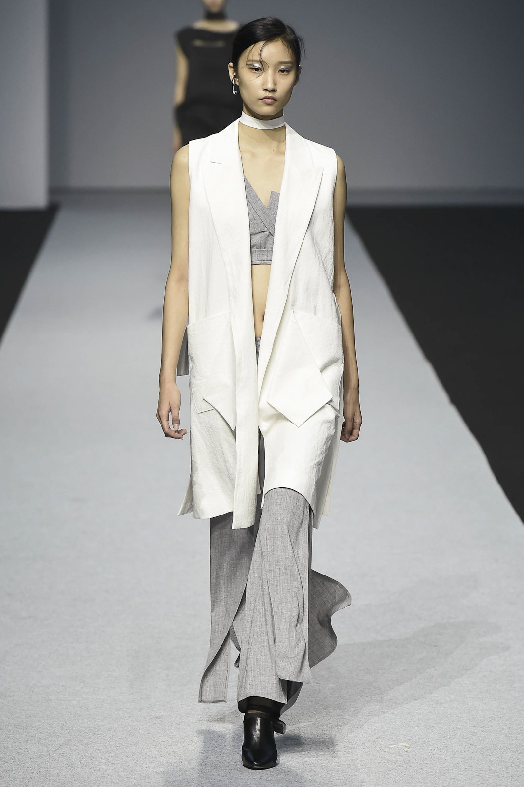 Nohke Seoul S/S 17 Look 15