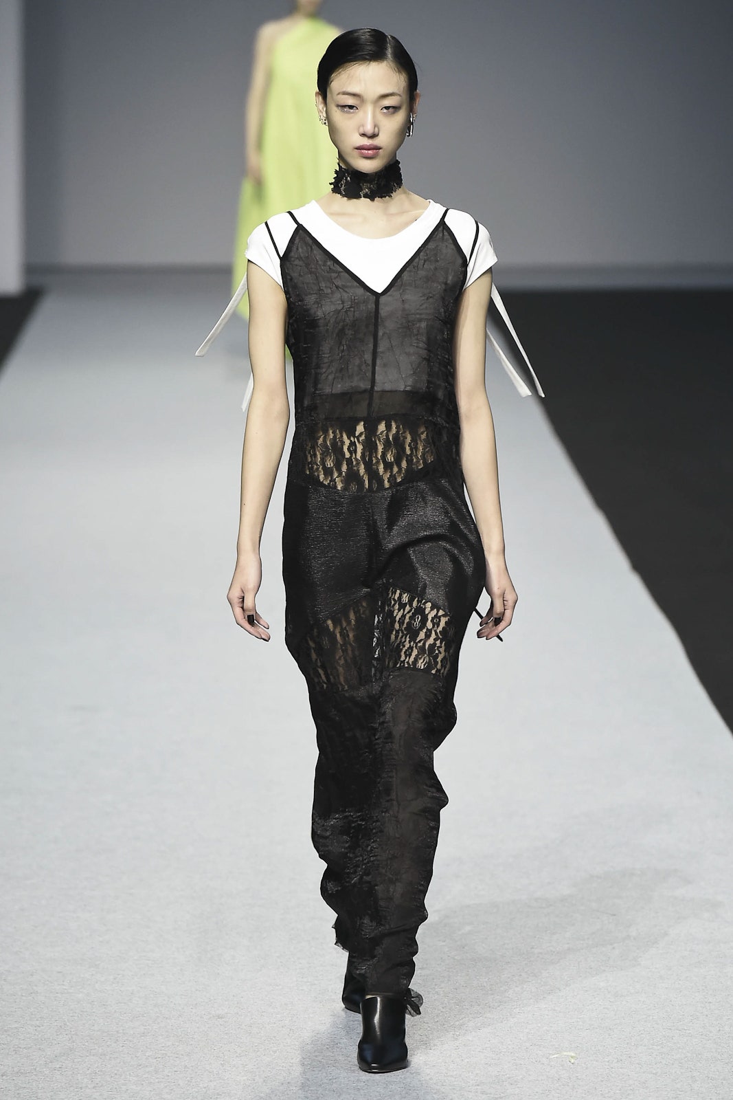 Nohke Seoul S/S 17 Look 29