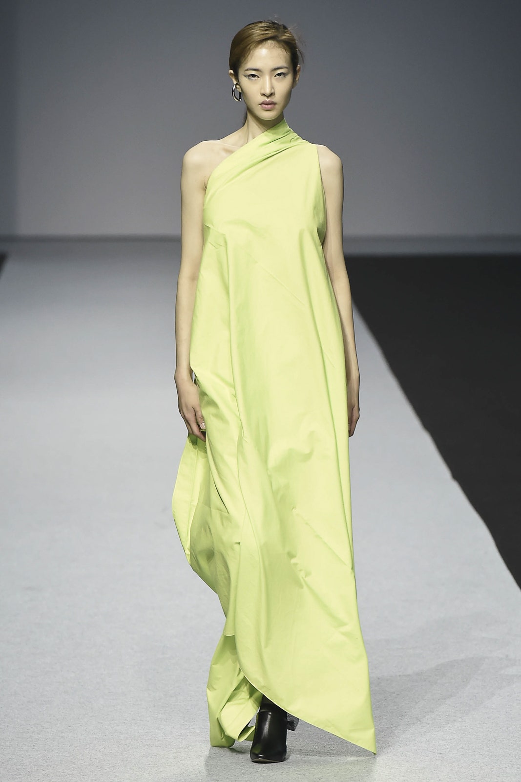 Nohke Seoul S/S 17 Look 30