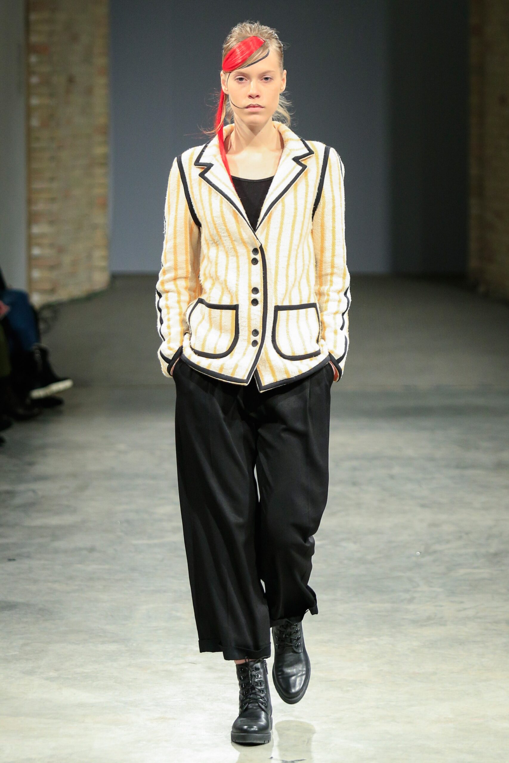 Ostel Ukraine F/W 17 Look 3