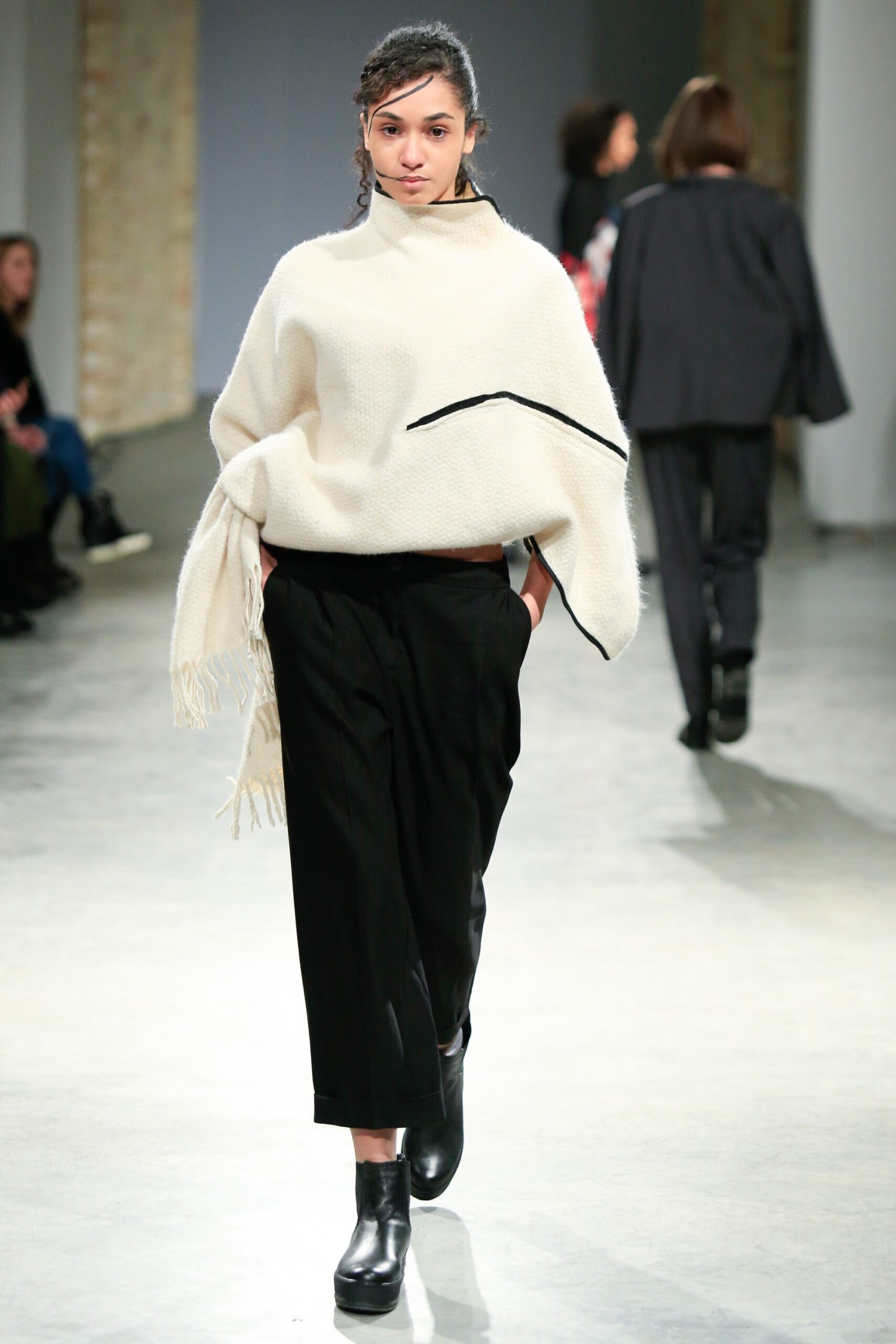 Ostel Ukraine F/W 17 Look 13