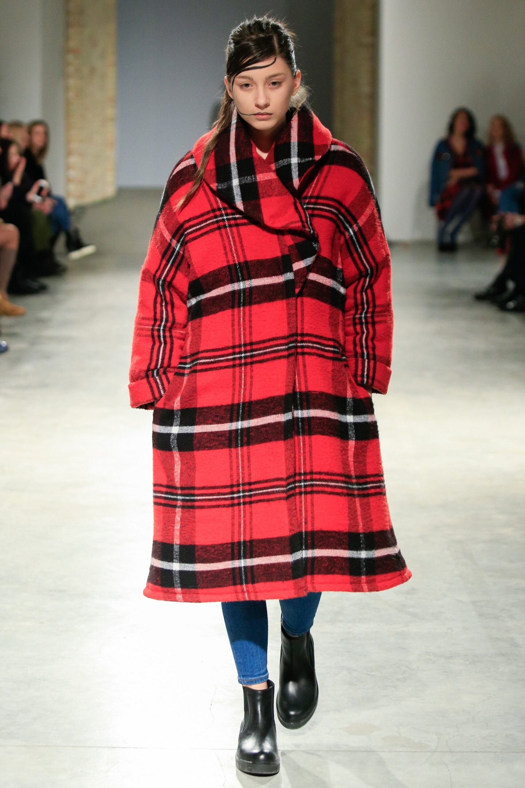 Ostel Ukraine F/W 17 Look 16