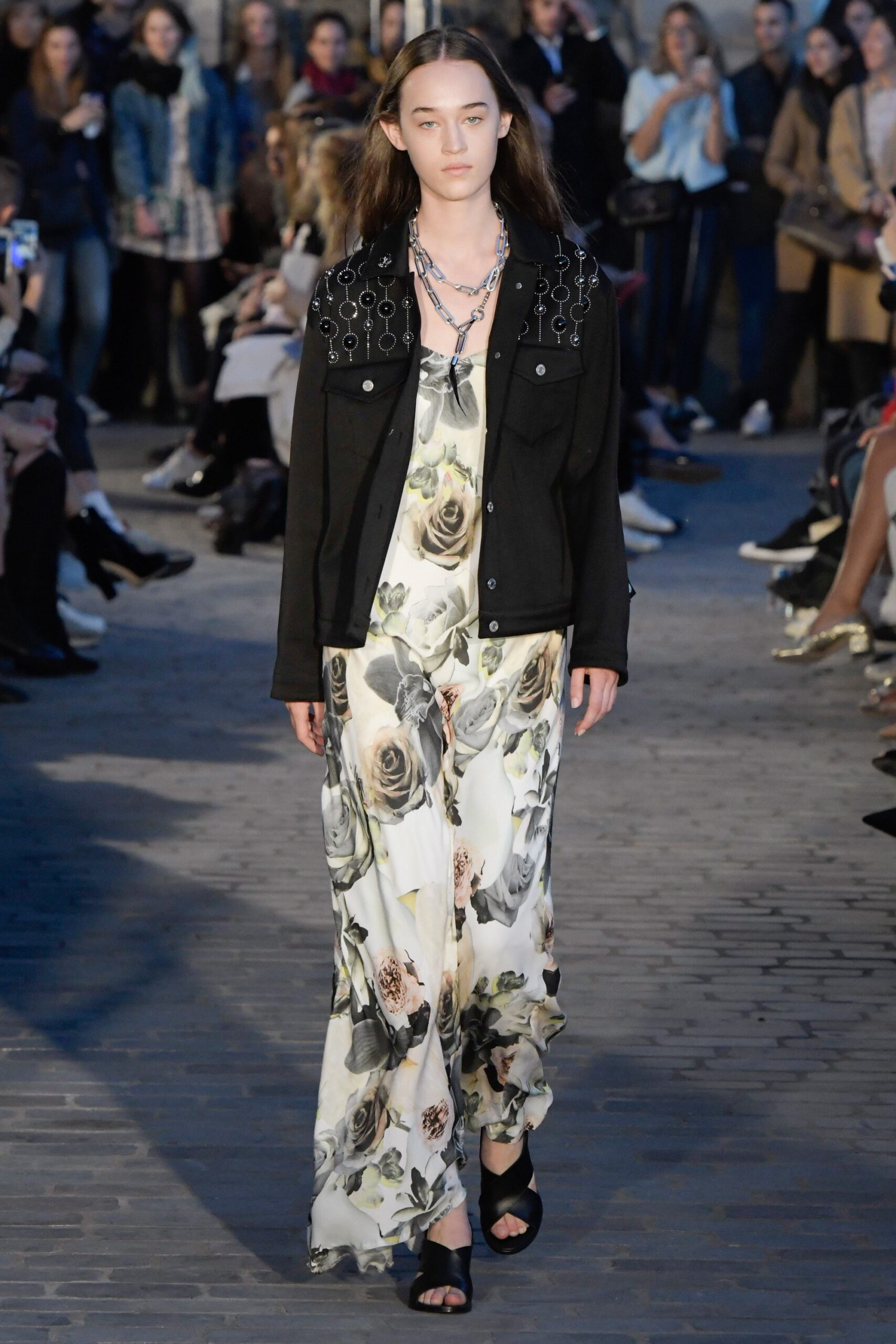 Paul & Joe S/S 17 Look 36