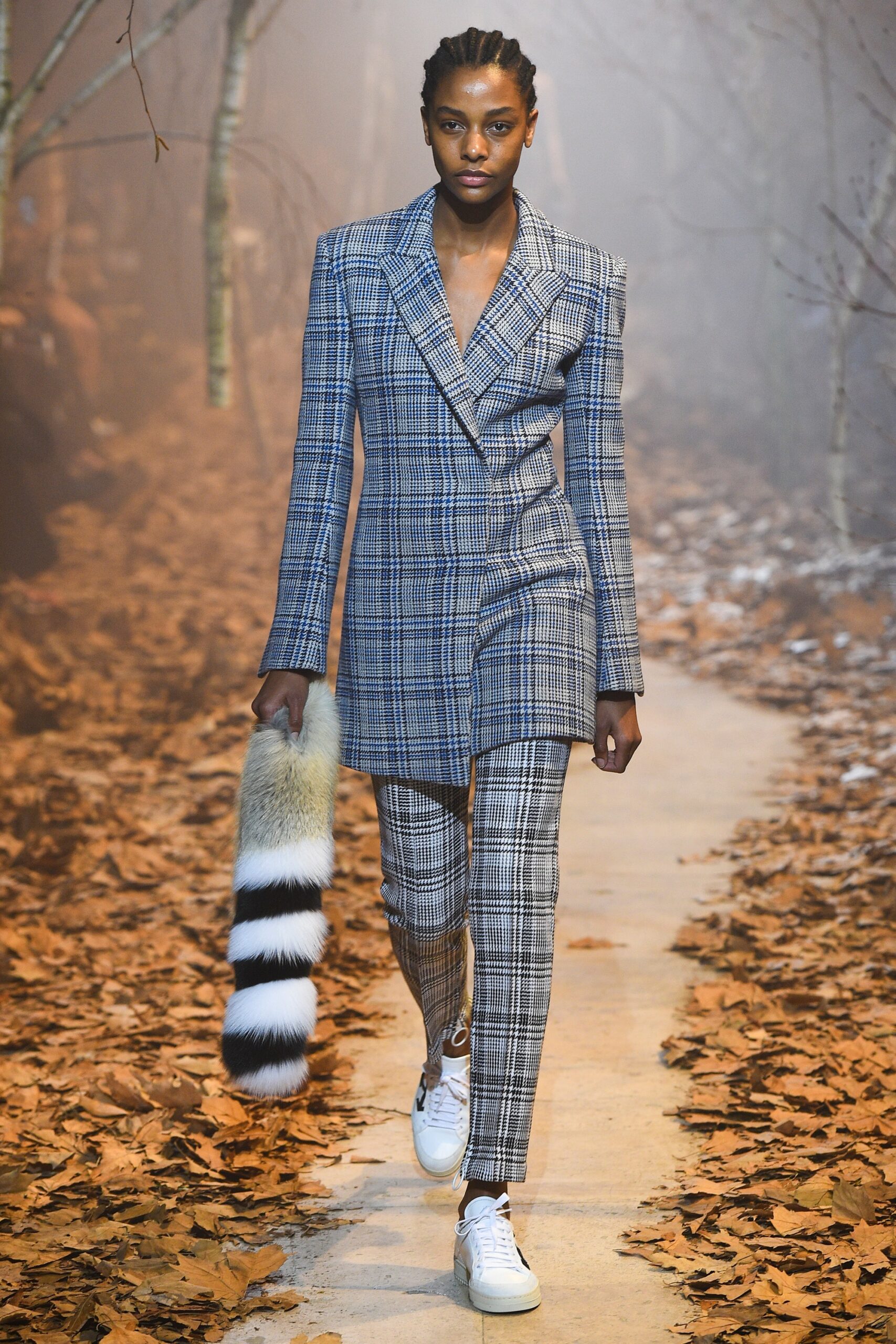 Off-White F/W 17 Look 3