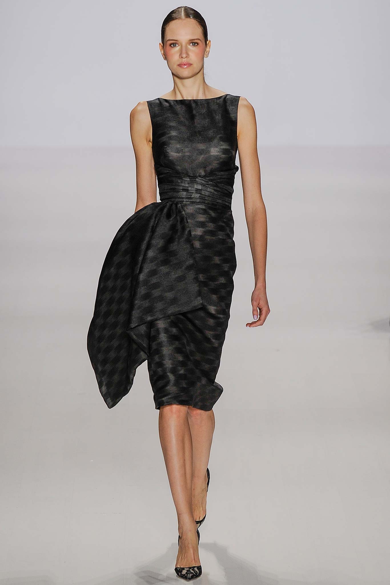 Pamella Roland S/S 15 Look 33