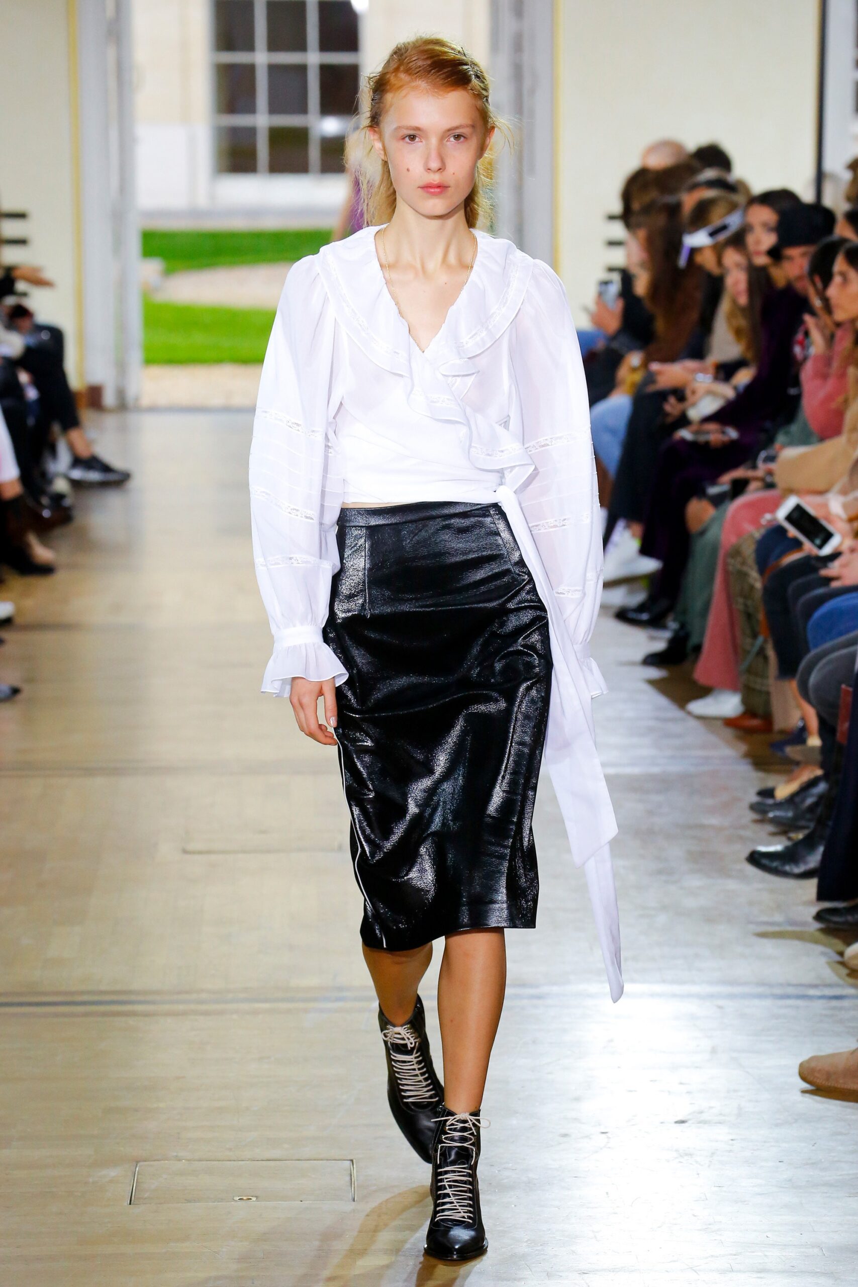 Paul & Joe S/S 19 Look 10