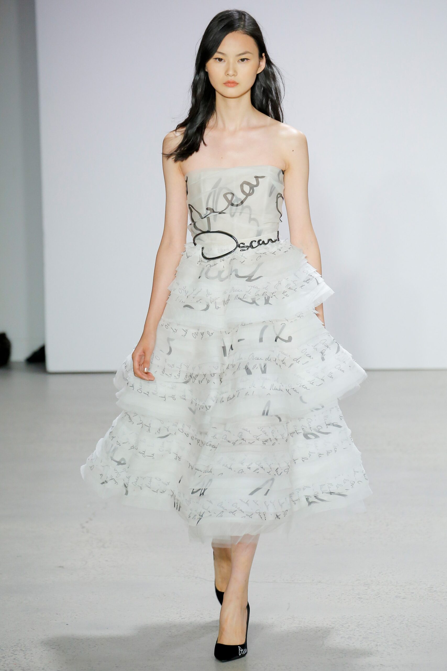 Oscar de la Renta S/S 18 Look 32