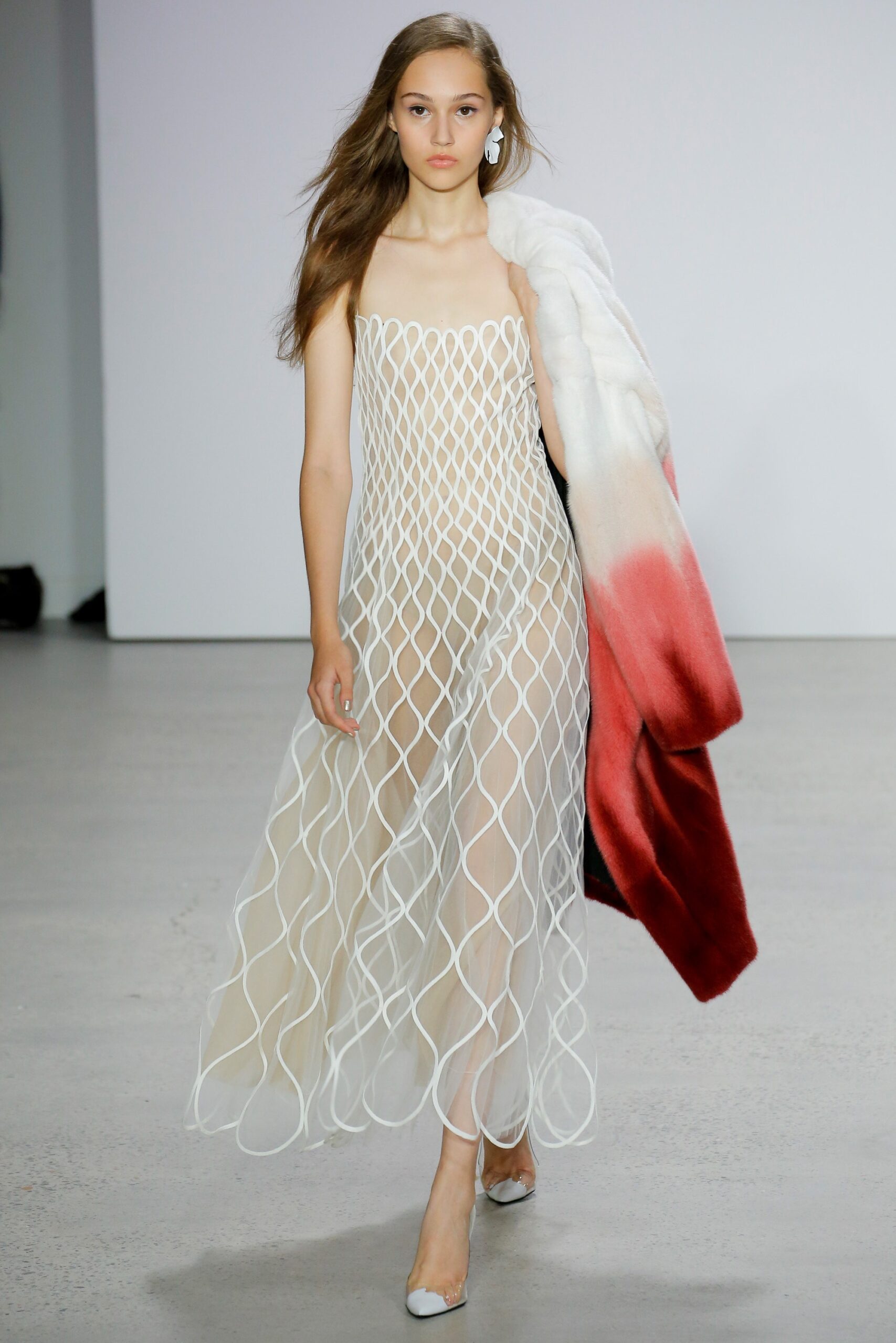 Oscar de la Renta S/S 18 Look 39