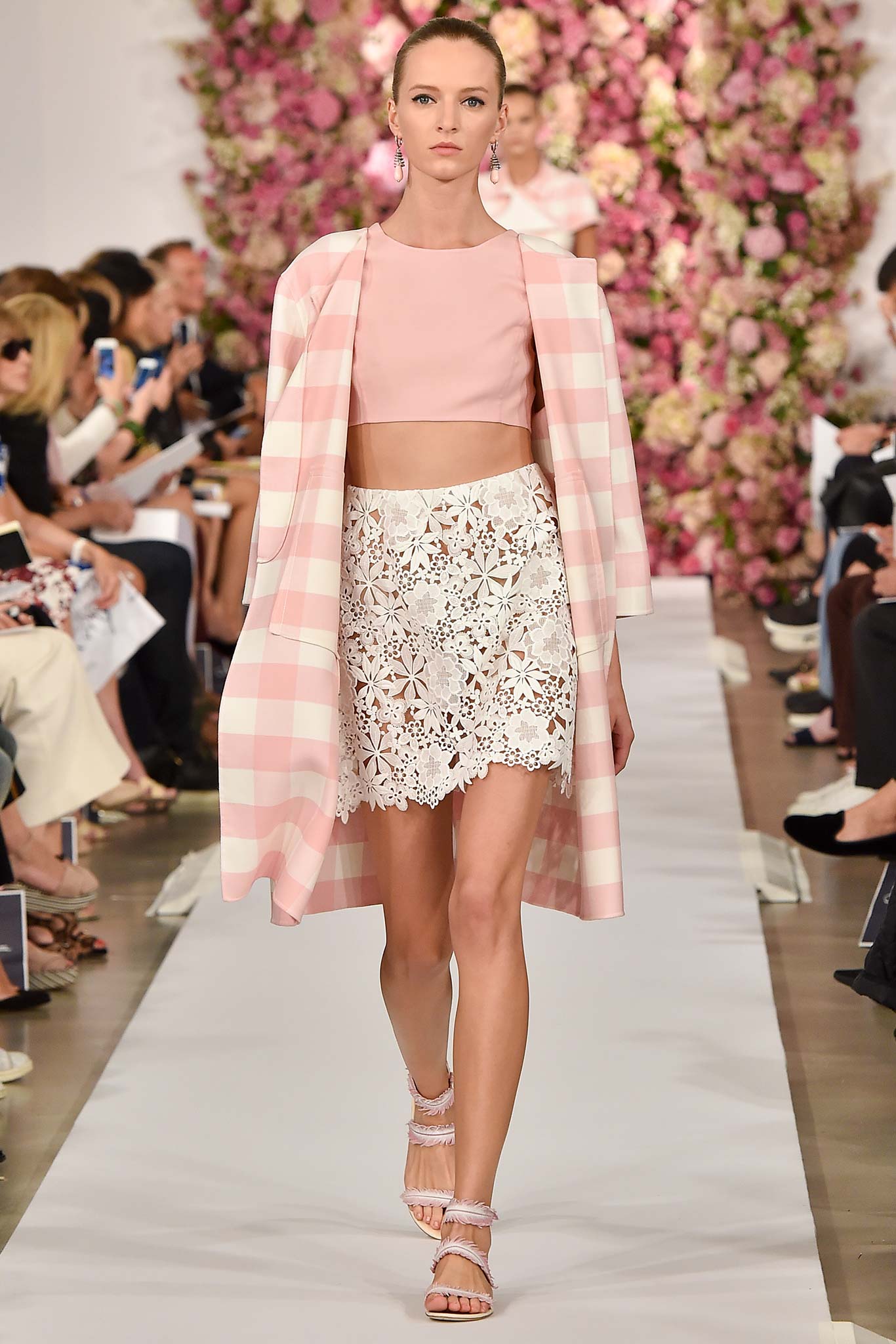 Oscar de la Renta Spring 2015 Ready-to-Wear