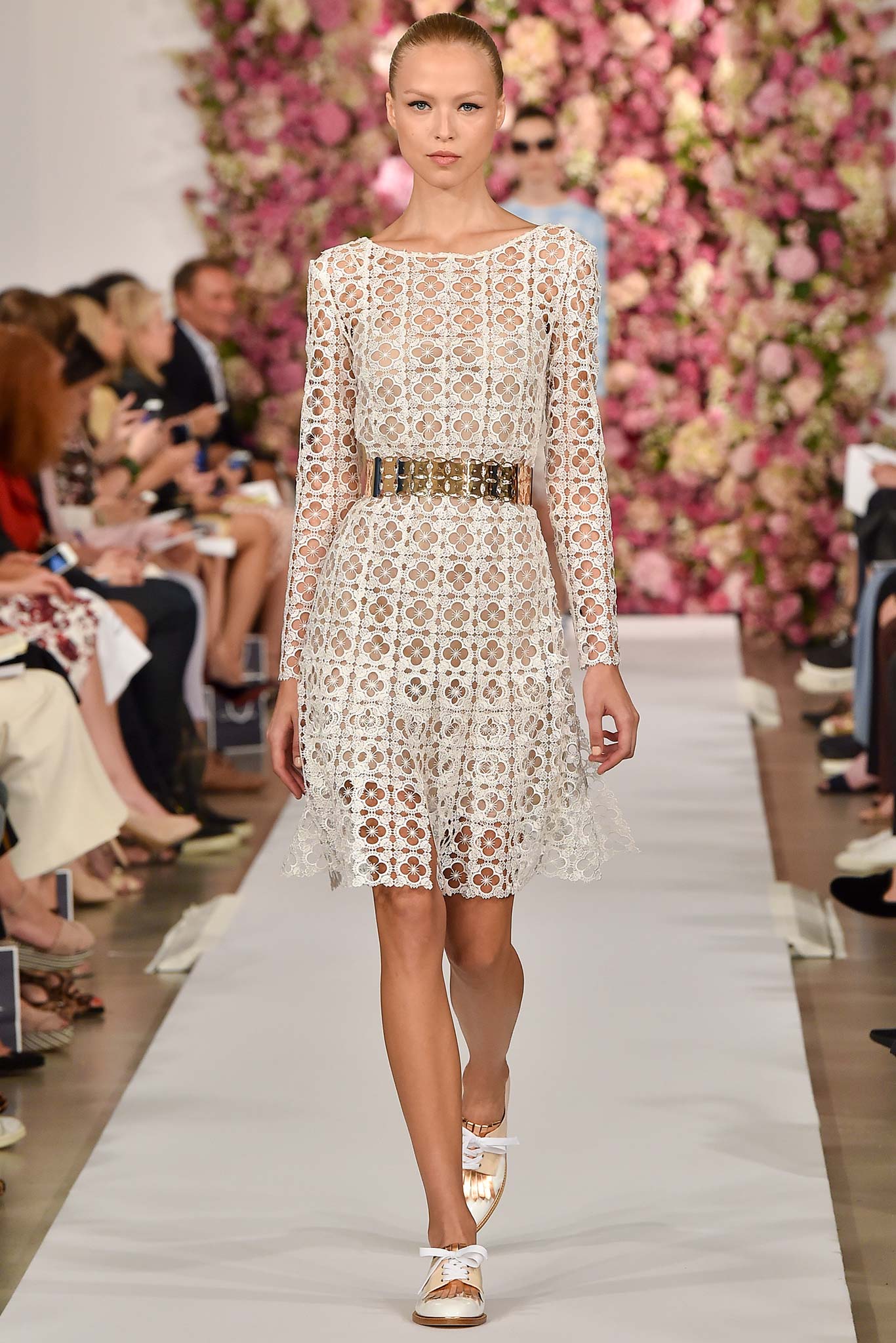Oscar de la Renta S/S 15 Look 9