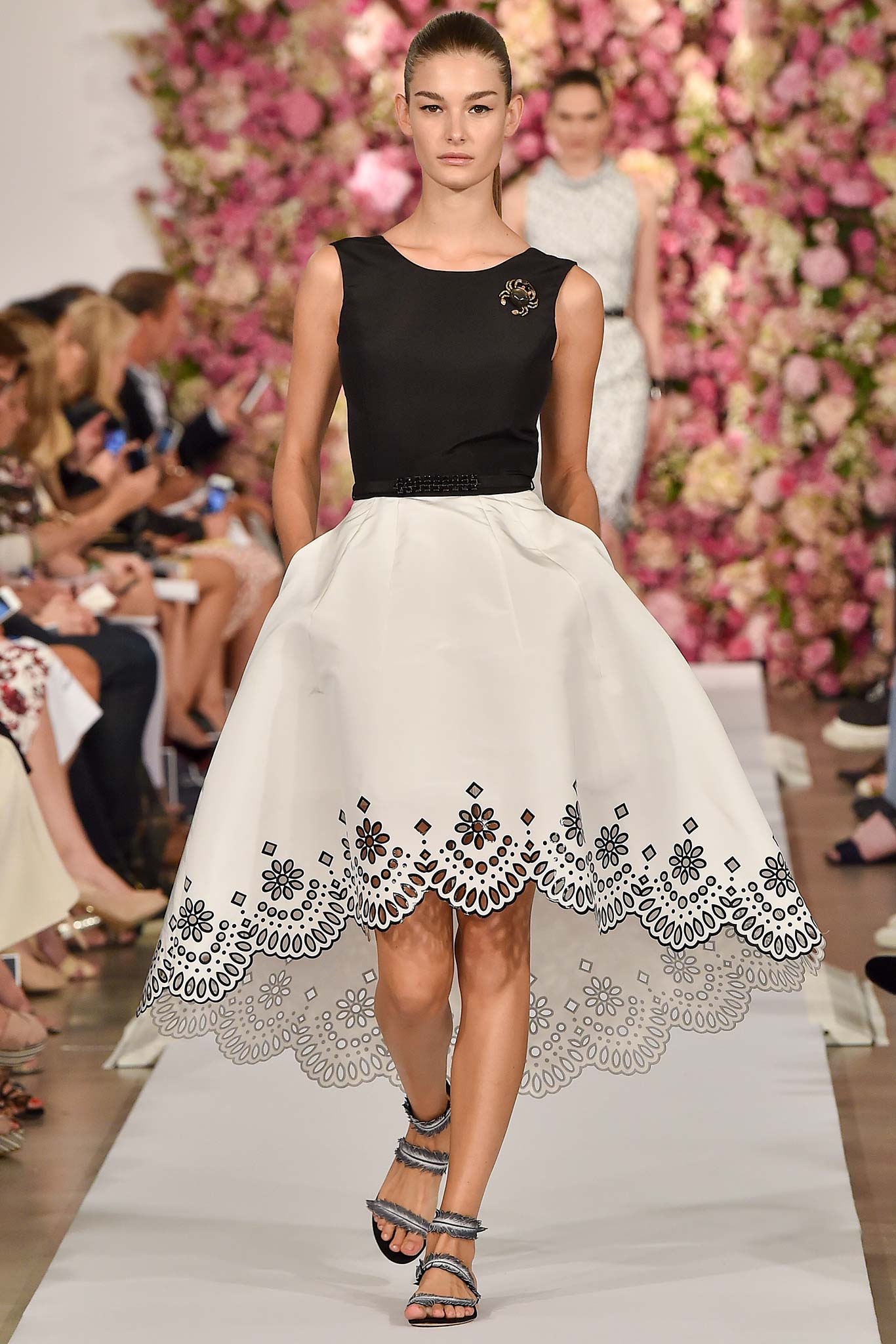 Oscar de la Renta S/S 15 Look 16