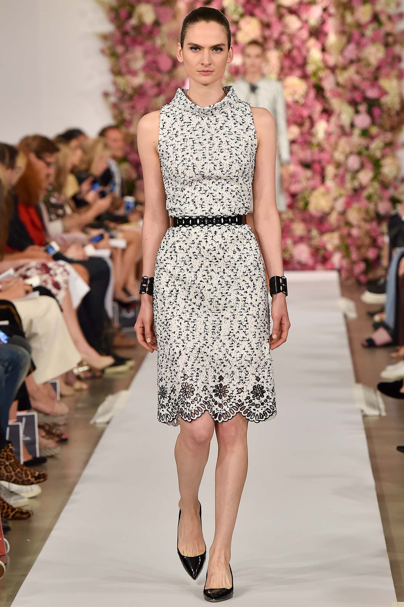 Oscar de la Renta S/S 15 Look 17
