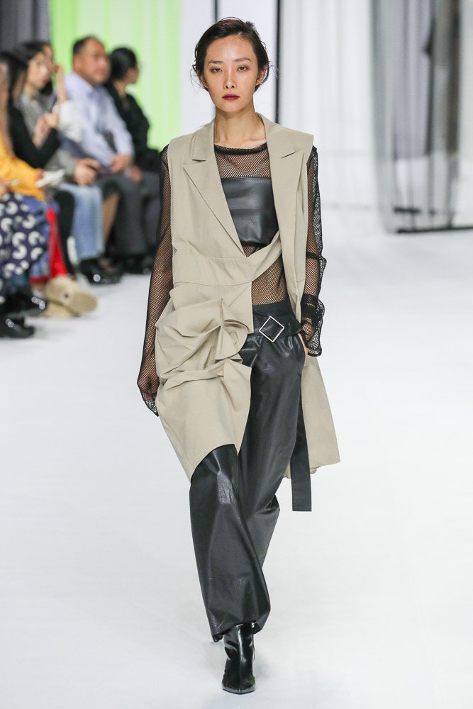 Nohke Seoul S/S 18 Look 3