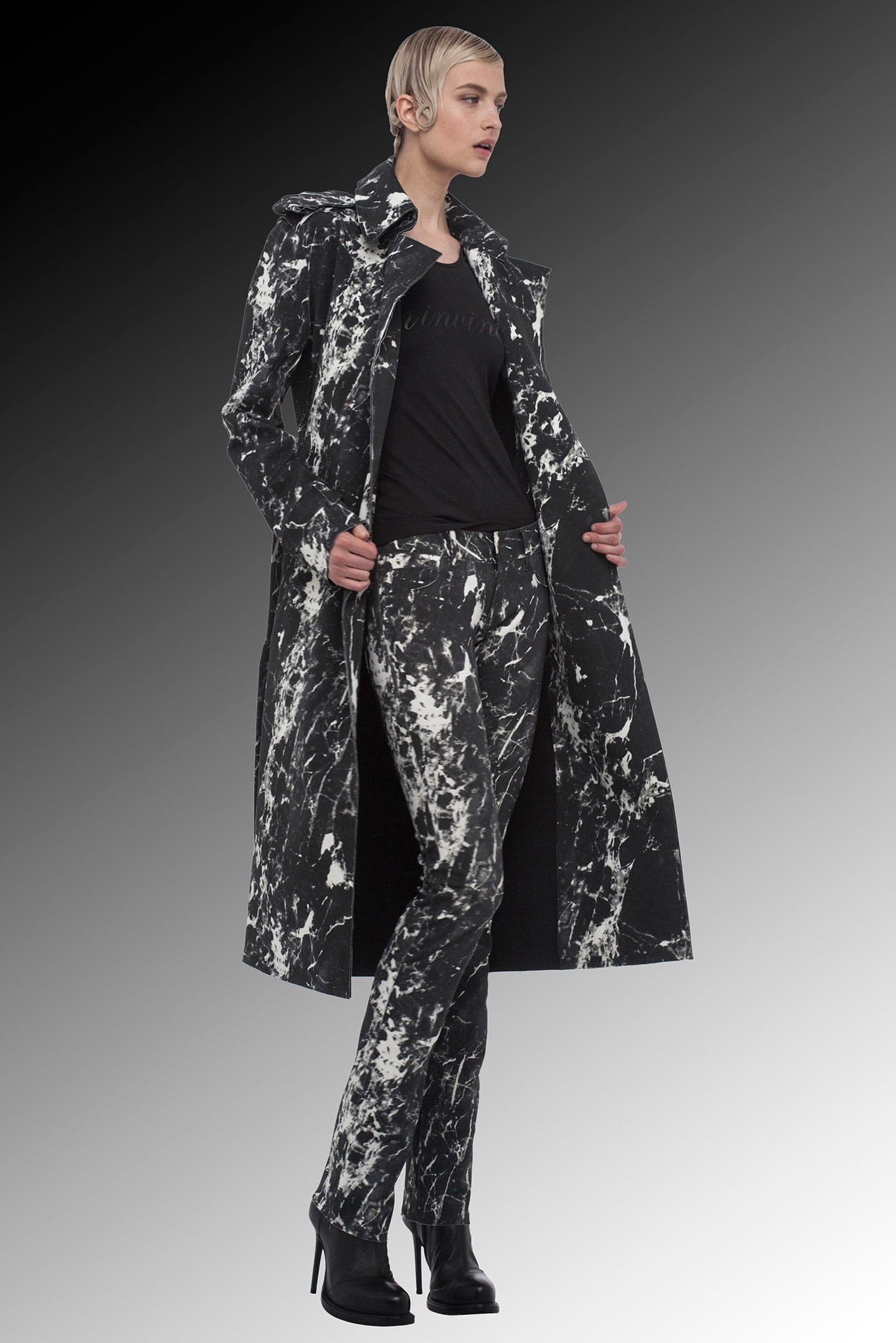 Norma Kamali F/W 15 Look 22