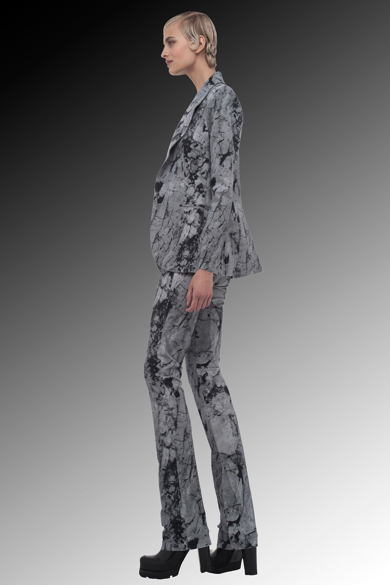 Norma Kamali F/W 15 Look 24