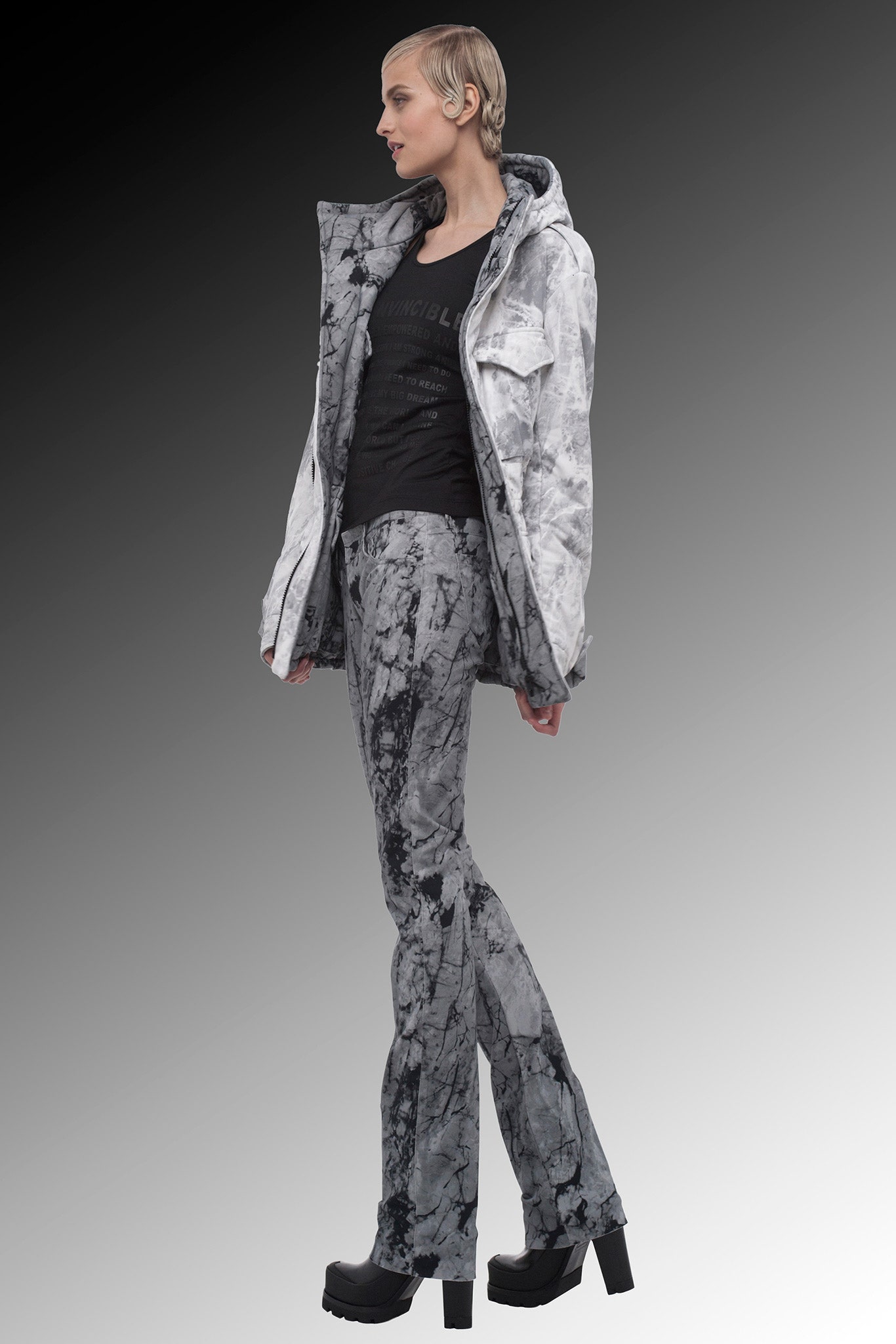 Norma Kamali F/W 15 Look 26