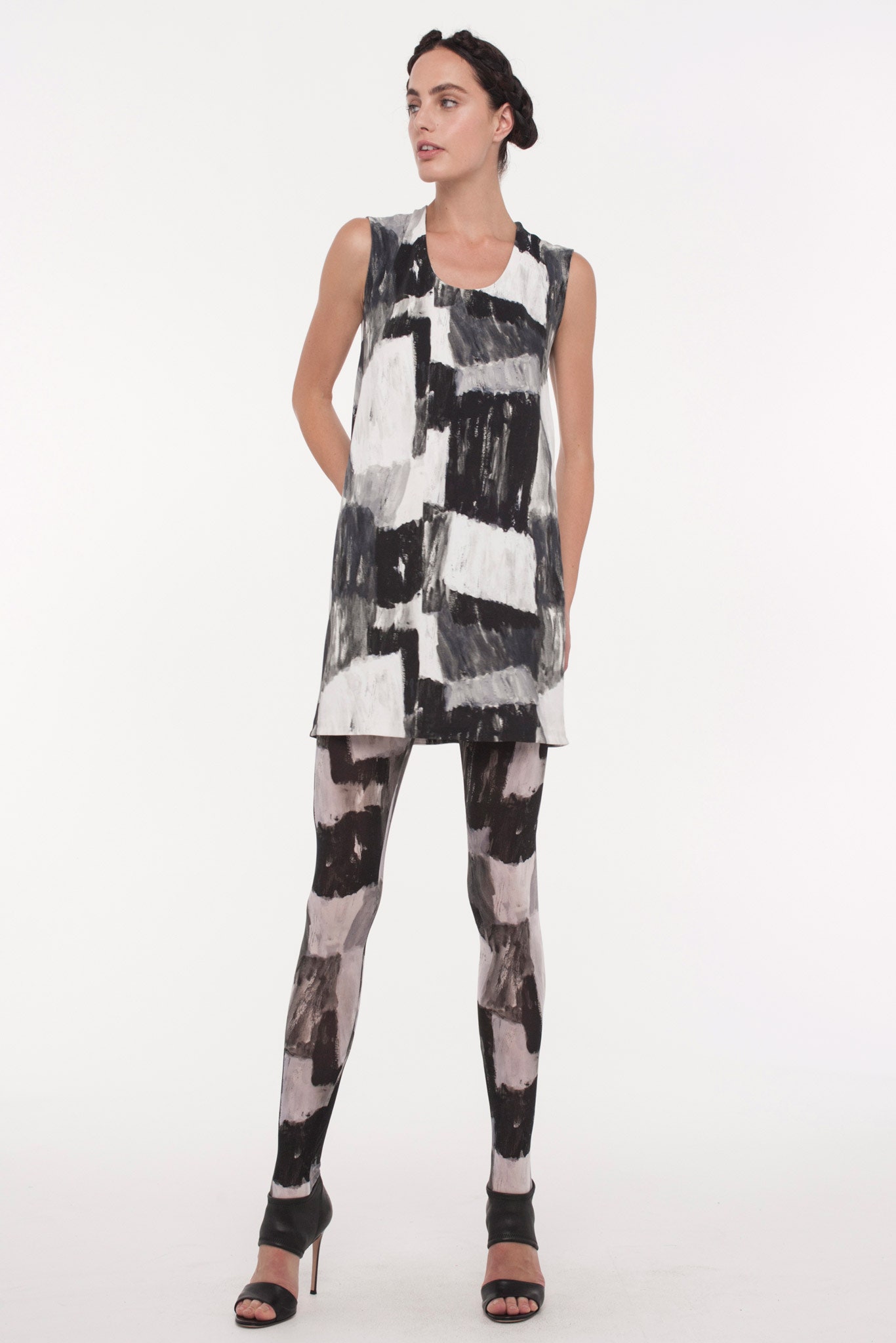 Norma Kamali S/S 15 Look 24