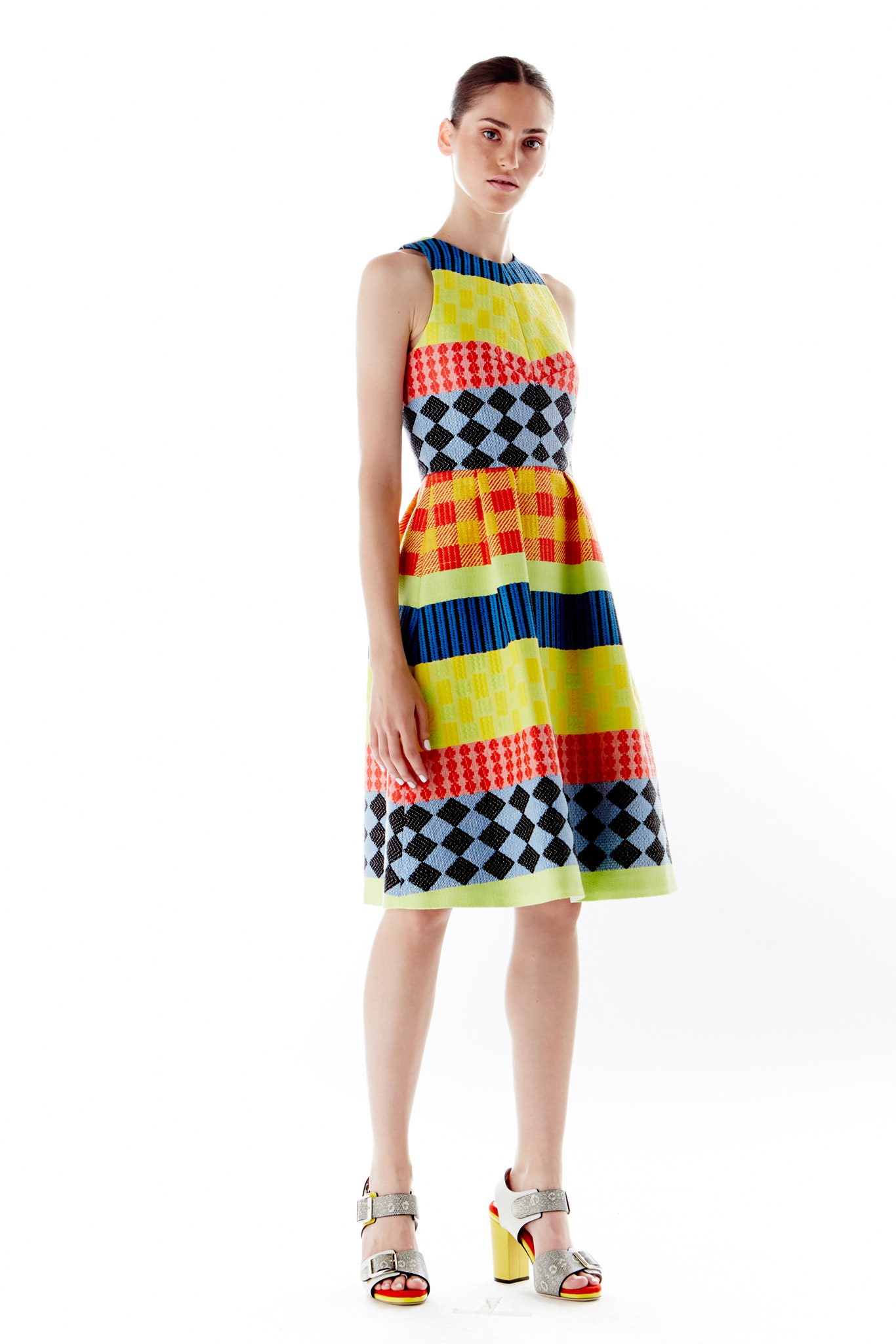 Novis Spring 2015 Ready-to-Wear