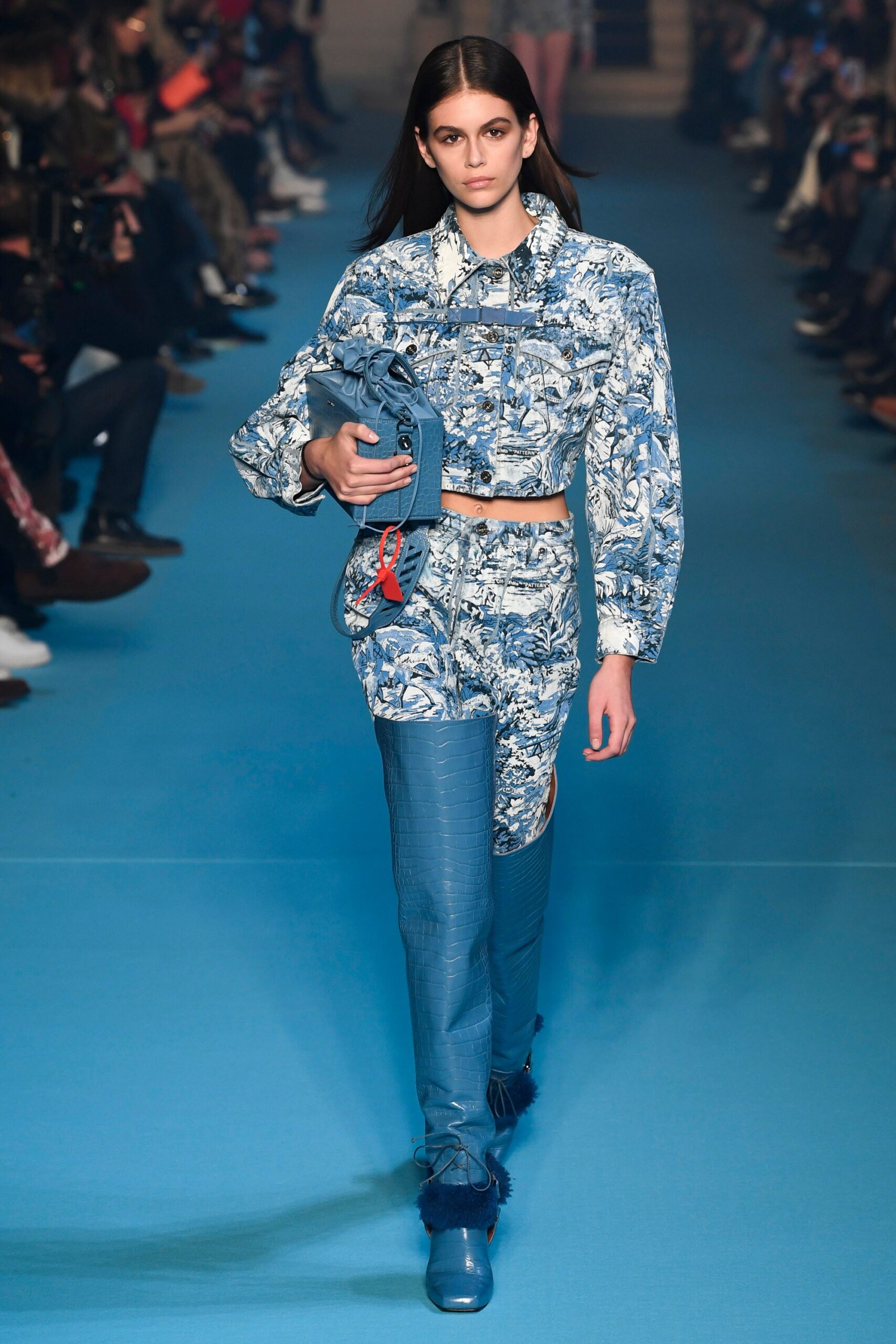 Off-White F/W 18 Look 3