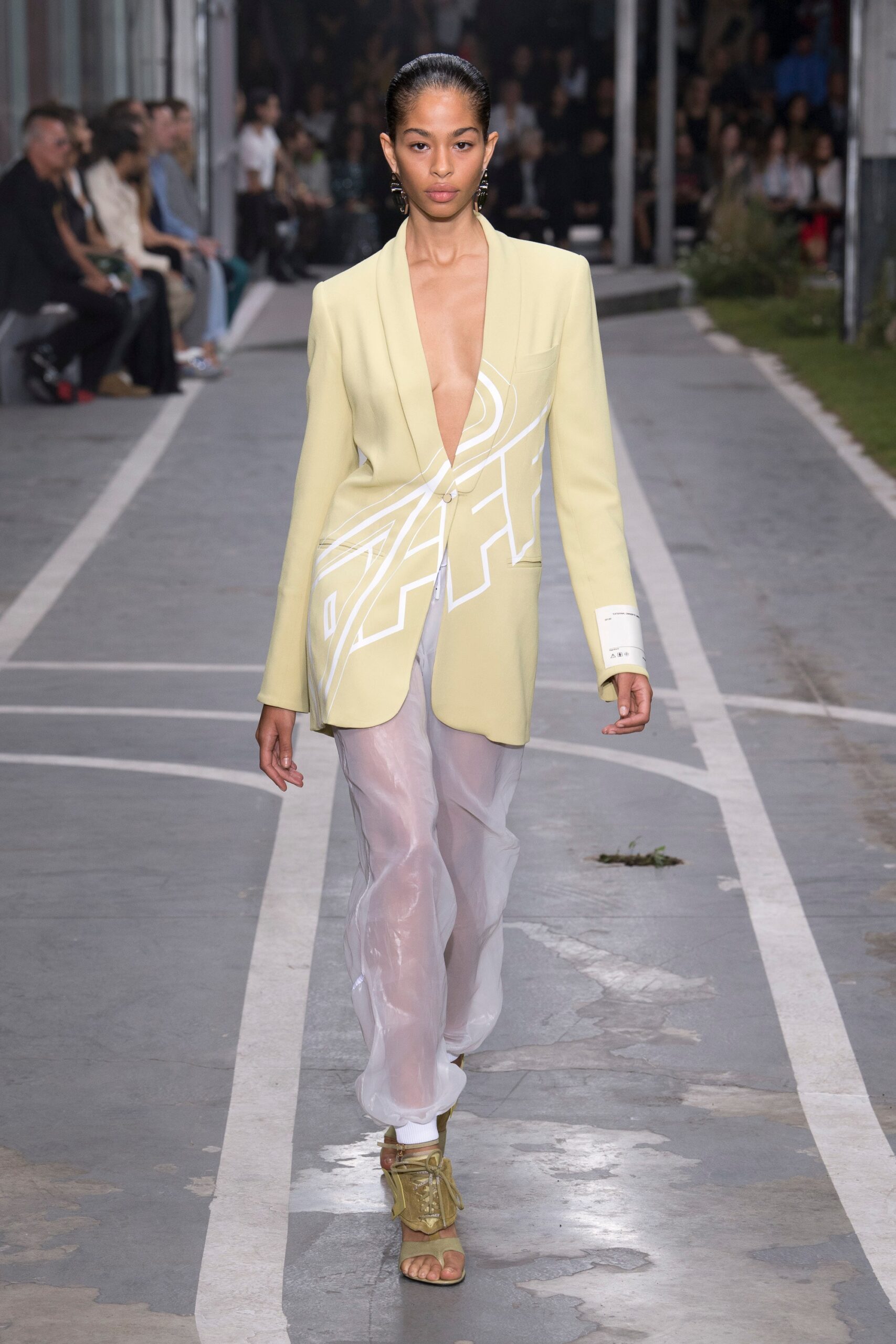 Off-White S/S 19 Look 29