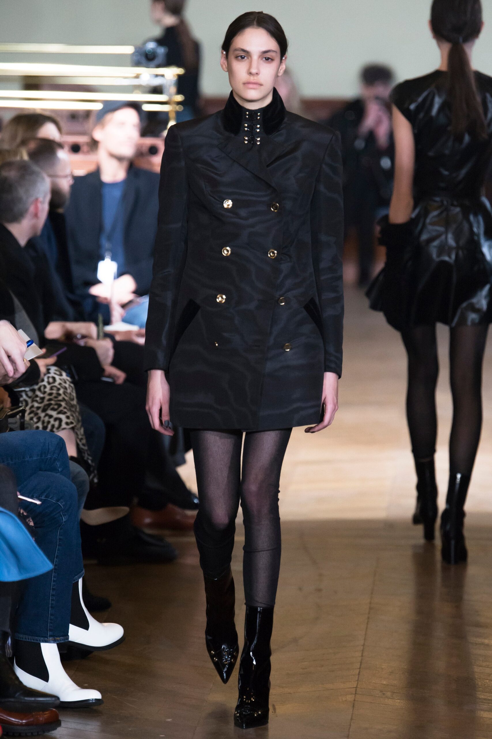 Olivier Theyskens F/W 17 Look 9
