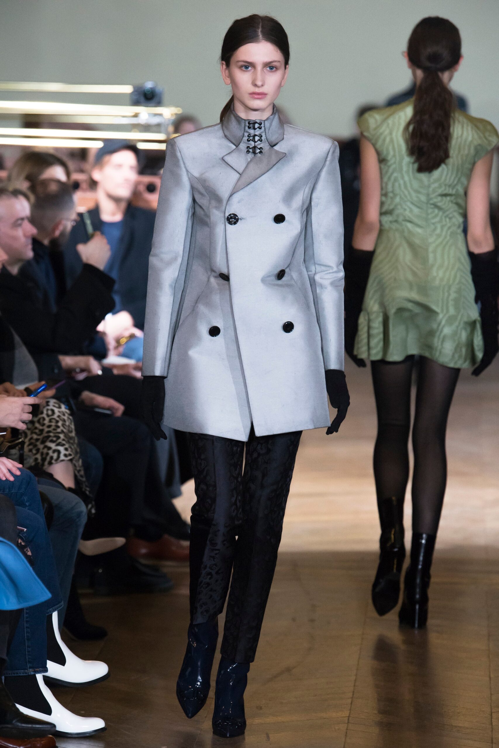 Olivier Theyskens F/W 17 Look 10