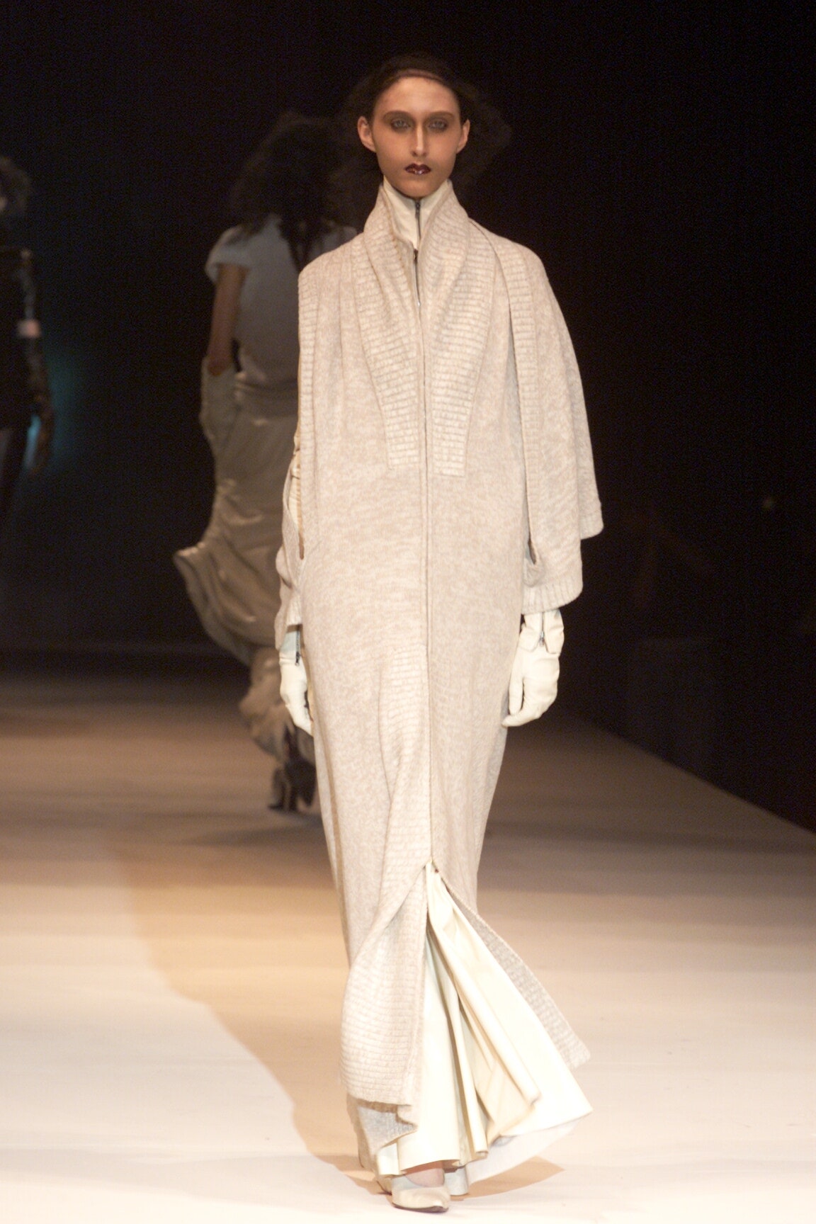 Olivier Theyskens F/W 00 Look 9