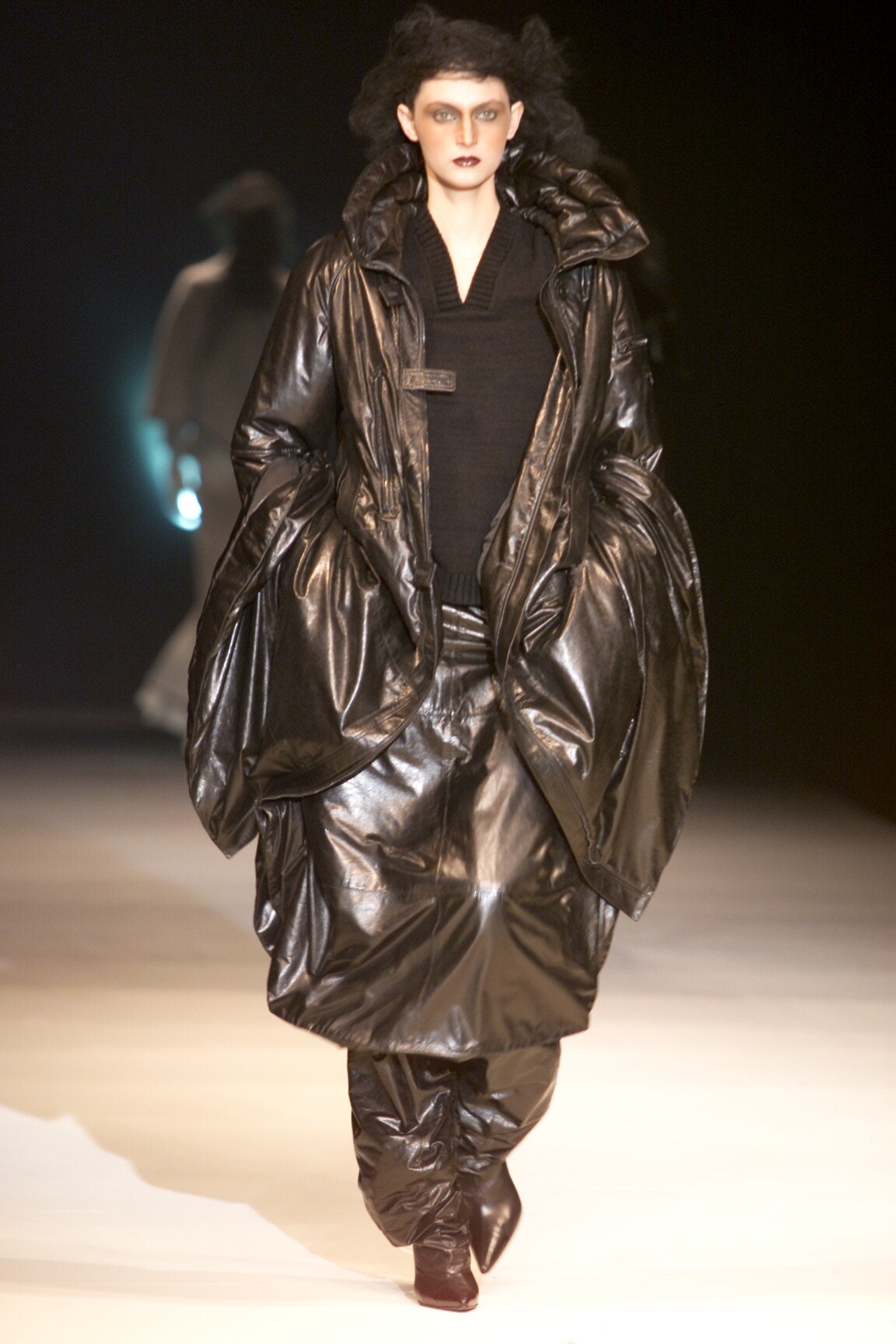 Olivier Theyskens F/W 00 Look 11