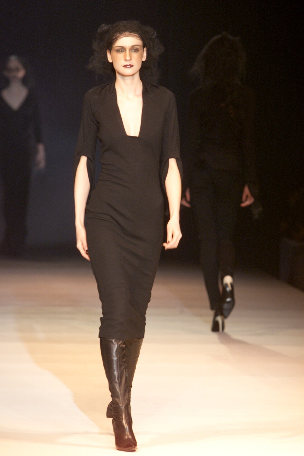 Olivier Theyskens F/W 00 Look 23