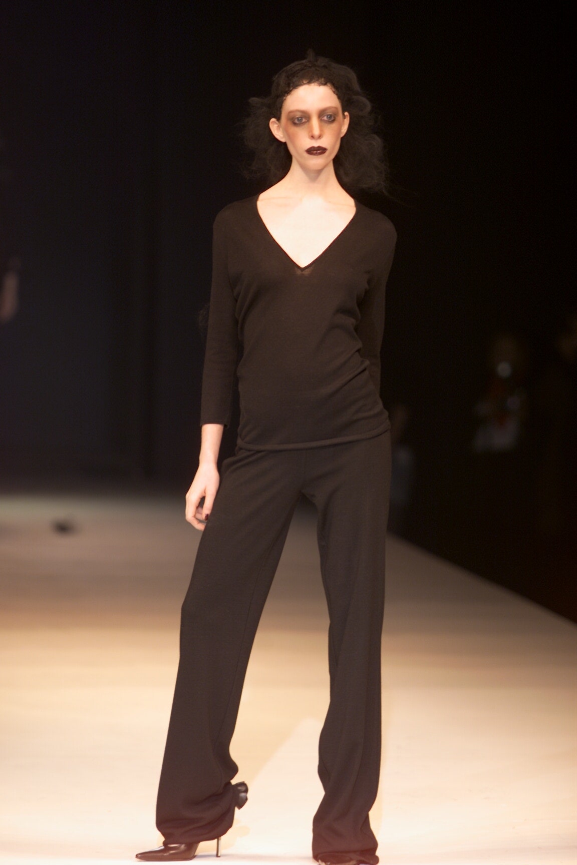 Olivier Theyskens F/W 00 Look 24