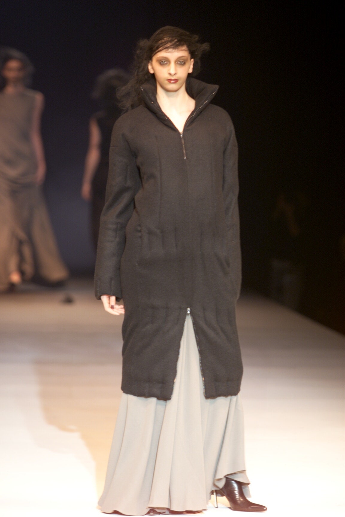 Olivier Theyskens F/W 00 Look 31