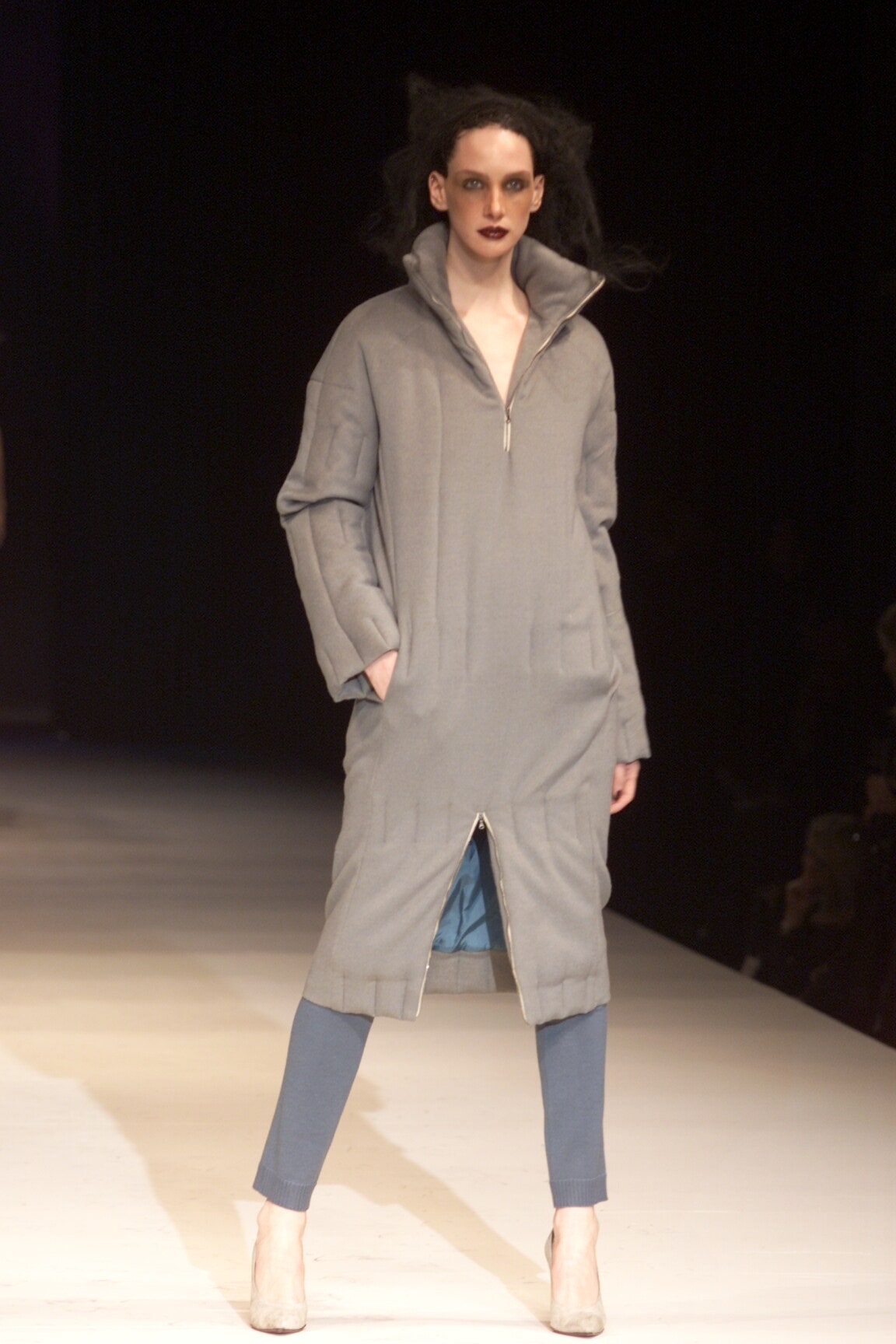 Olivier Theyskens F/W 00 Look 34