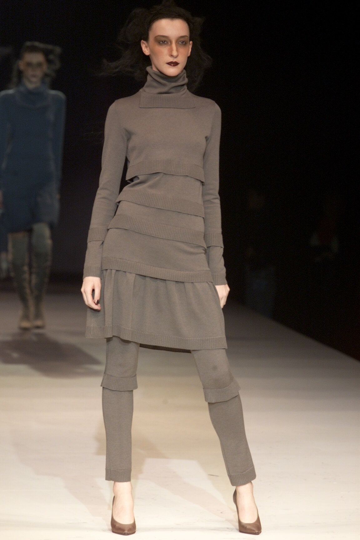 Olivier Theyskens F/W 00 Look 35
