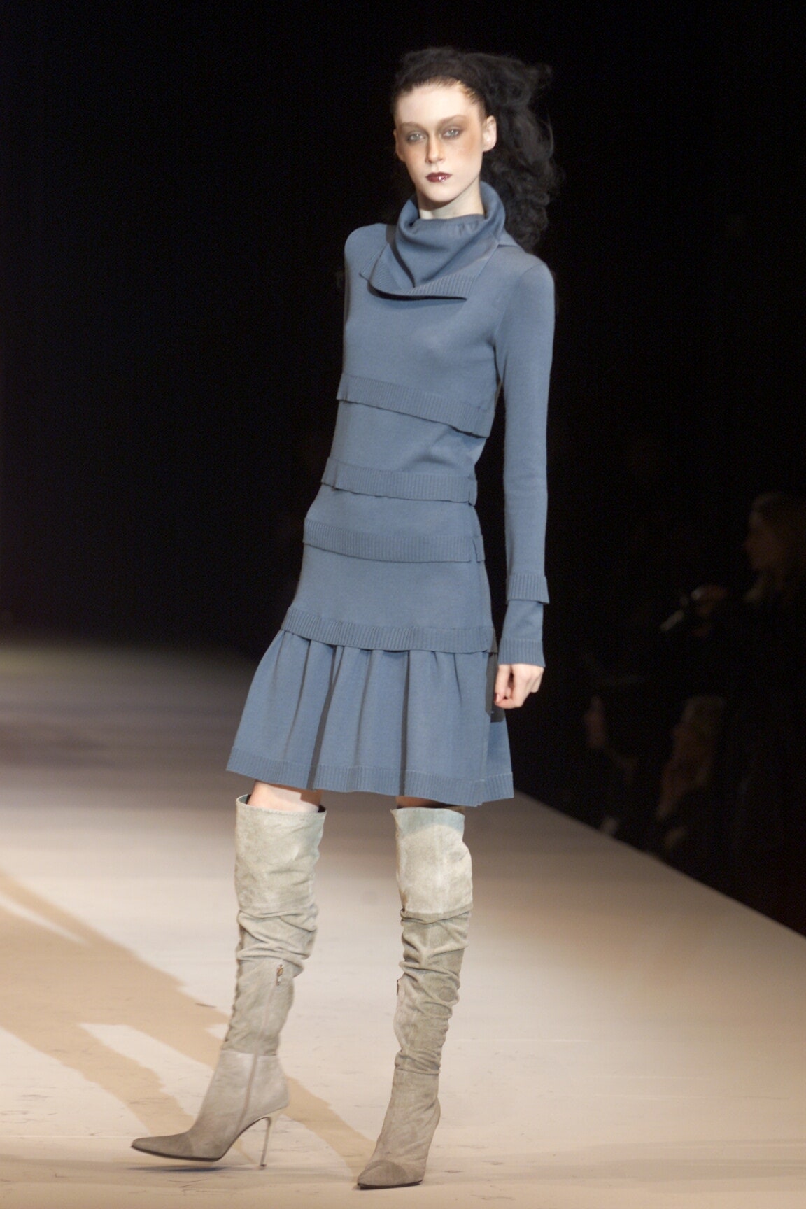 Olivier Theyskens F/W 00 Look 36