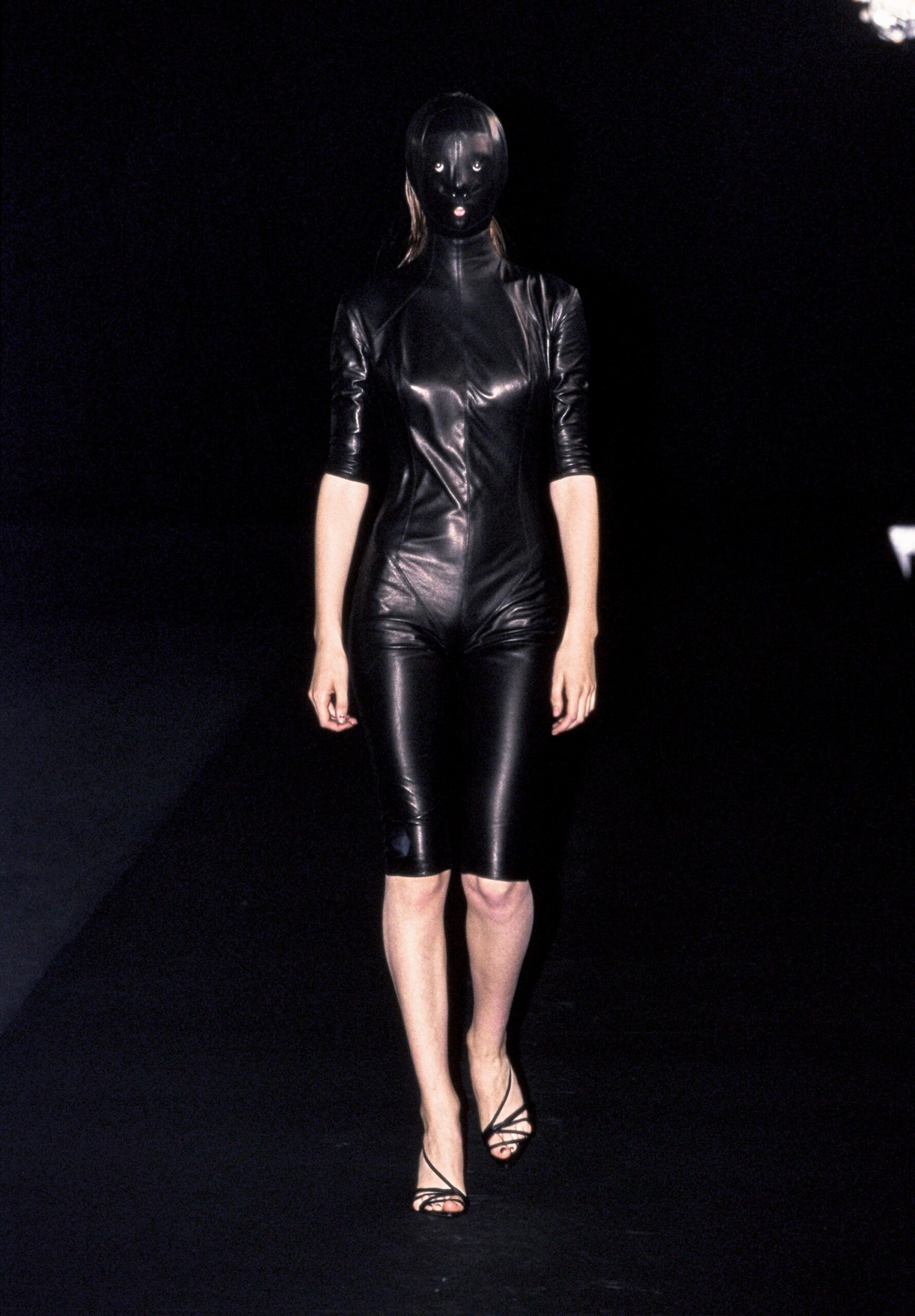 Olivier Theyskens S/S 99 Look 7