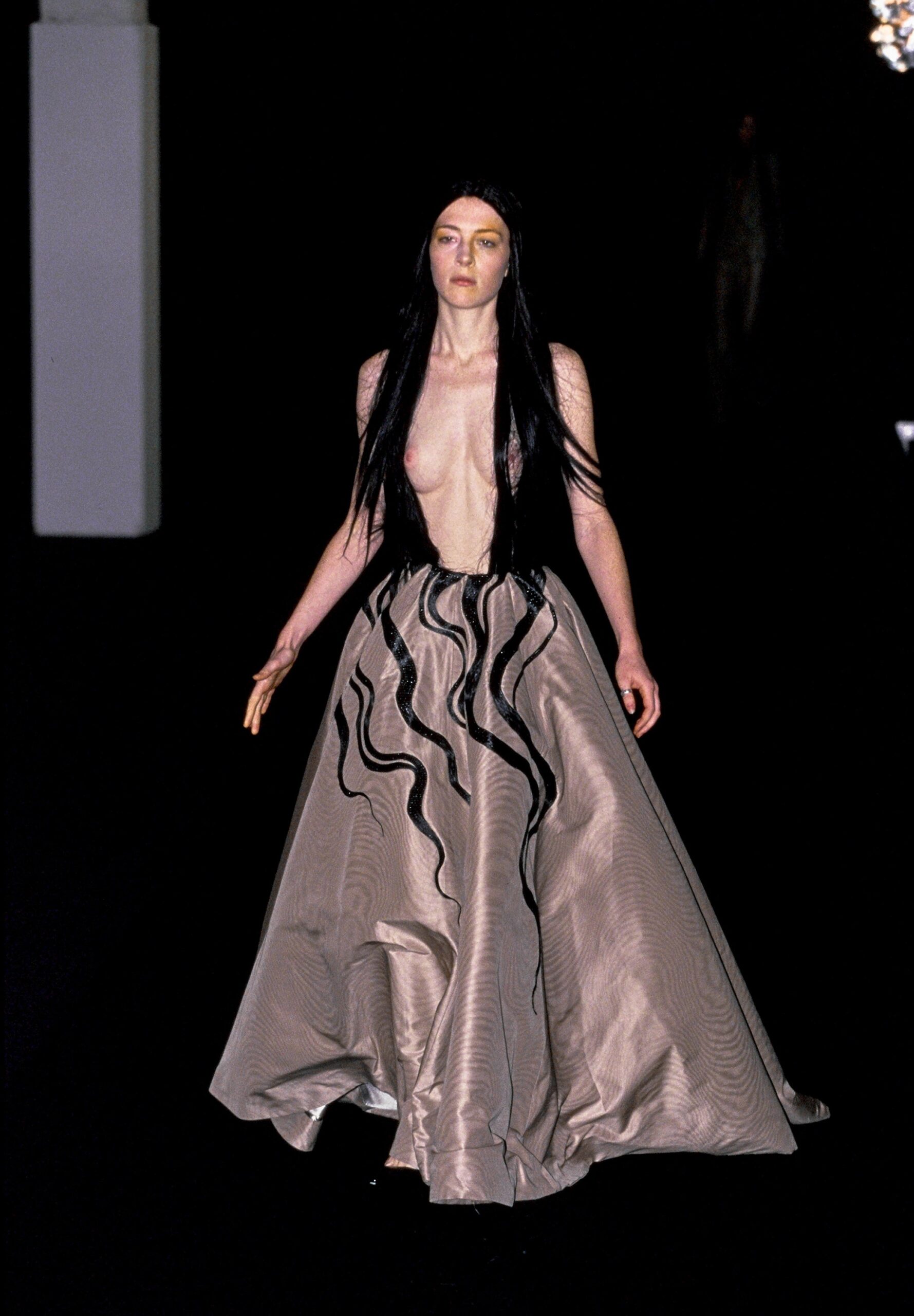 Olivier Theyskens S/S 99 Look 26