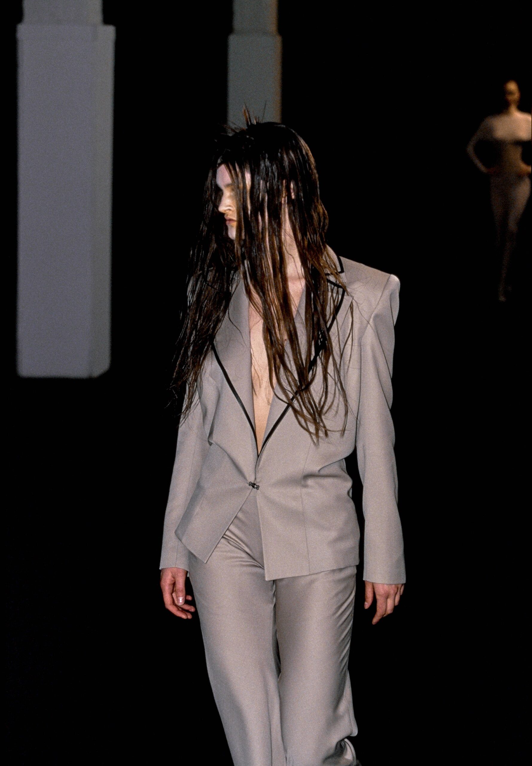 Olivier Theyskens S/S 99 Look 27